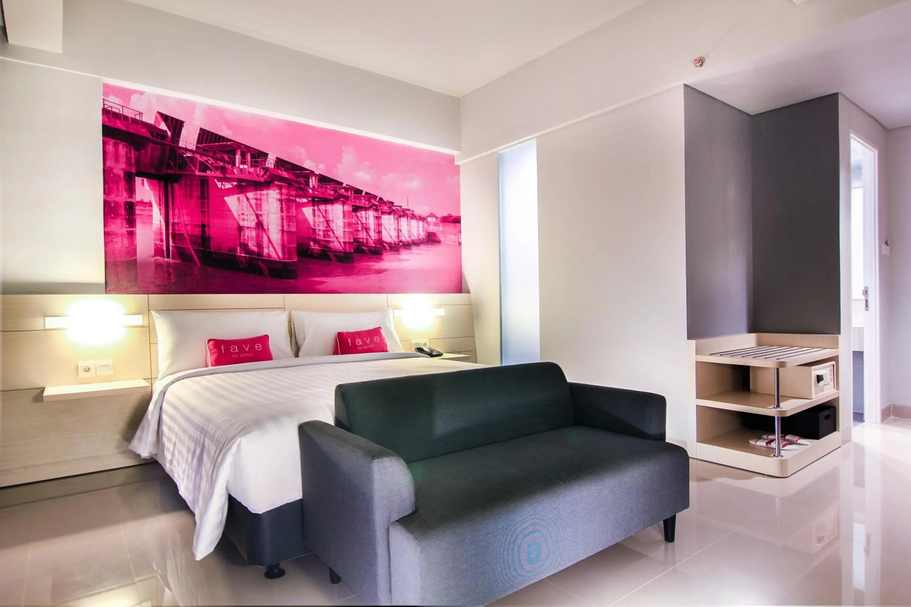Photo of the whole room, Bed in favehotel Sudirman Bojonegoro