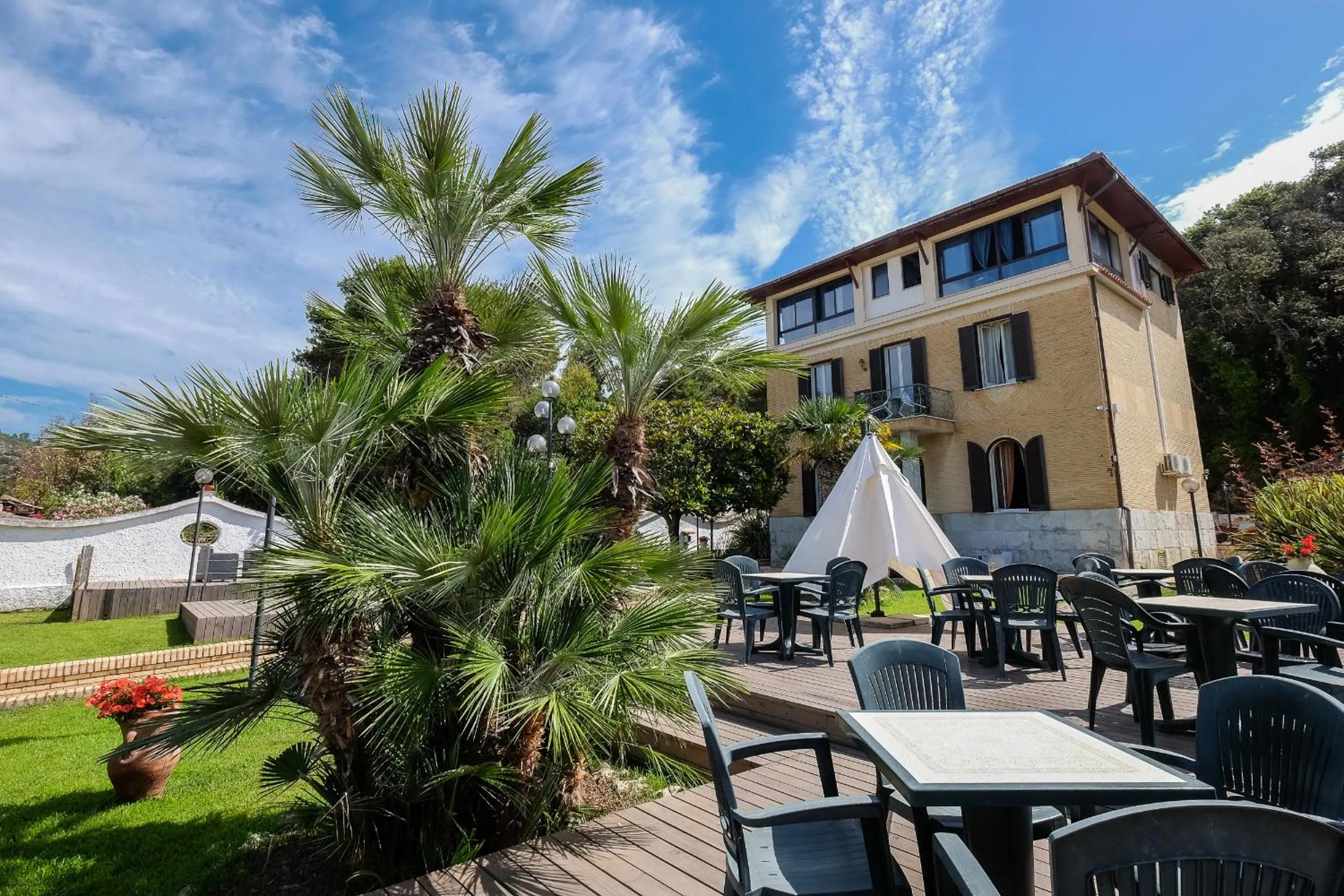 Property building in Antica Villa