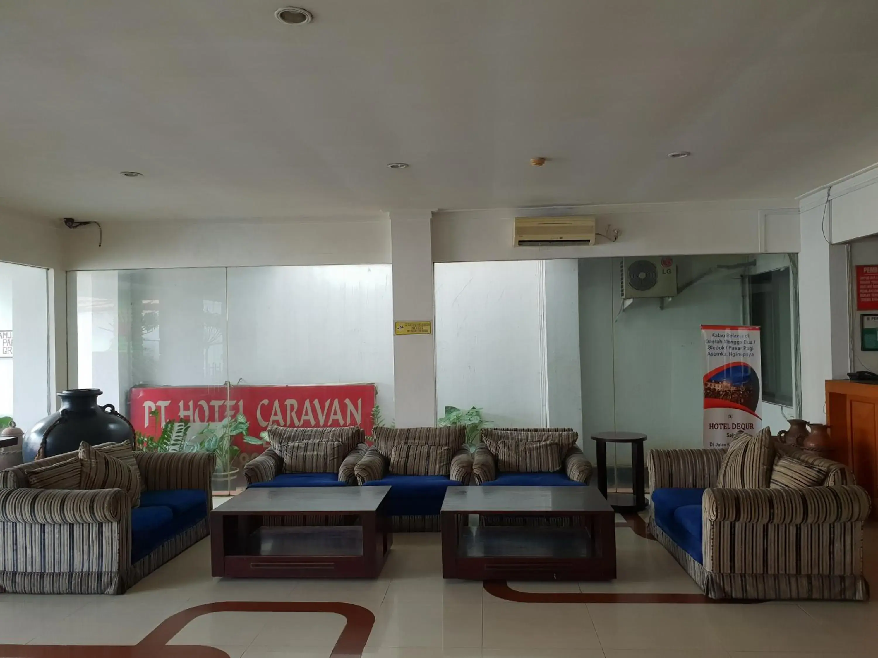 Lobby or reception in Hotel Caravan Tanah Abang Lobby or reception in Hotel Caravan Tanah Abang