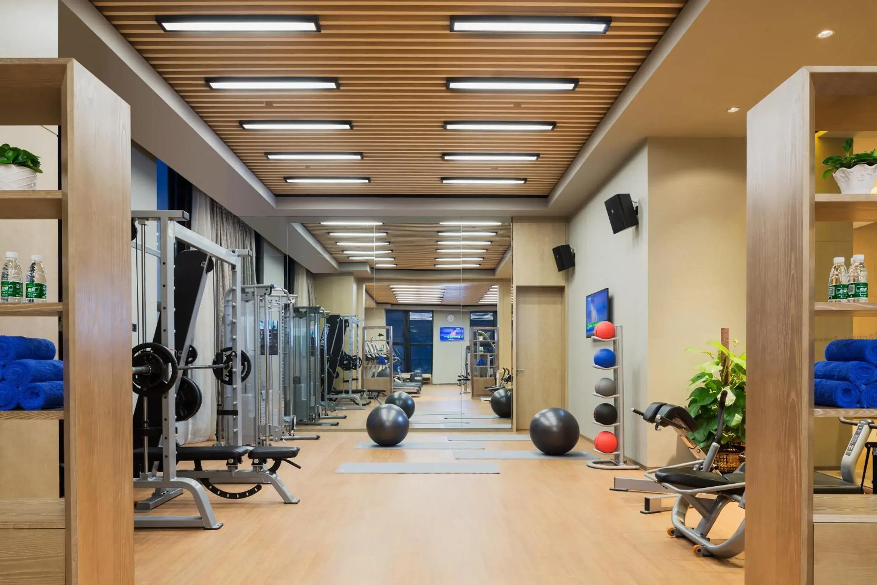 Fitness centre/facilities in Wanda Realm Jingzhou Fitness centre/facilities in Wanda Realm Jingzhou