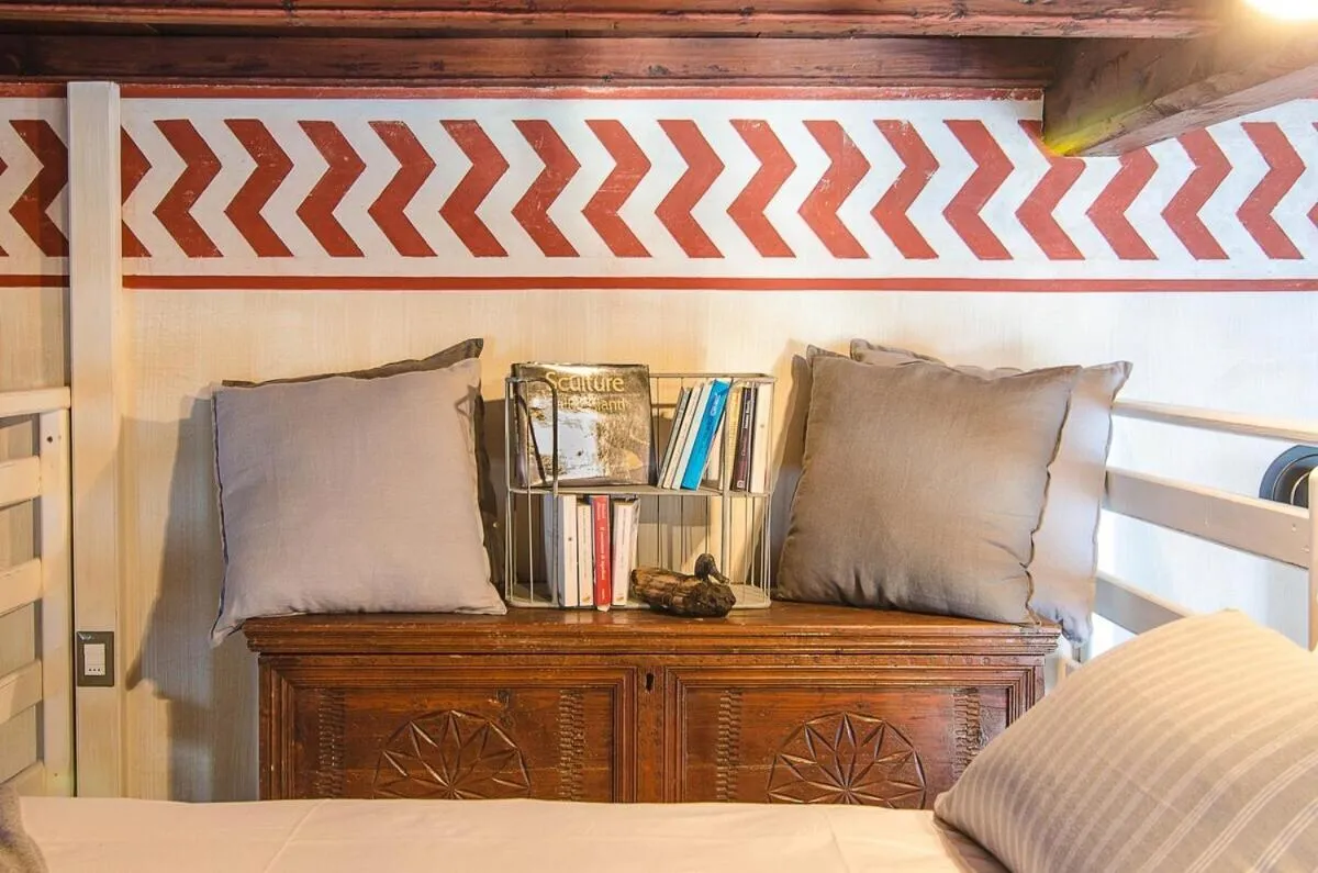 Bedroom, Bed in Chocolat au Lac