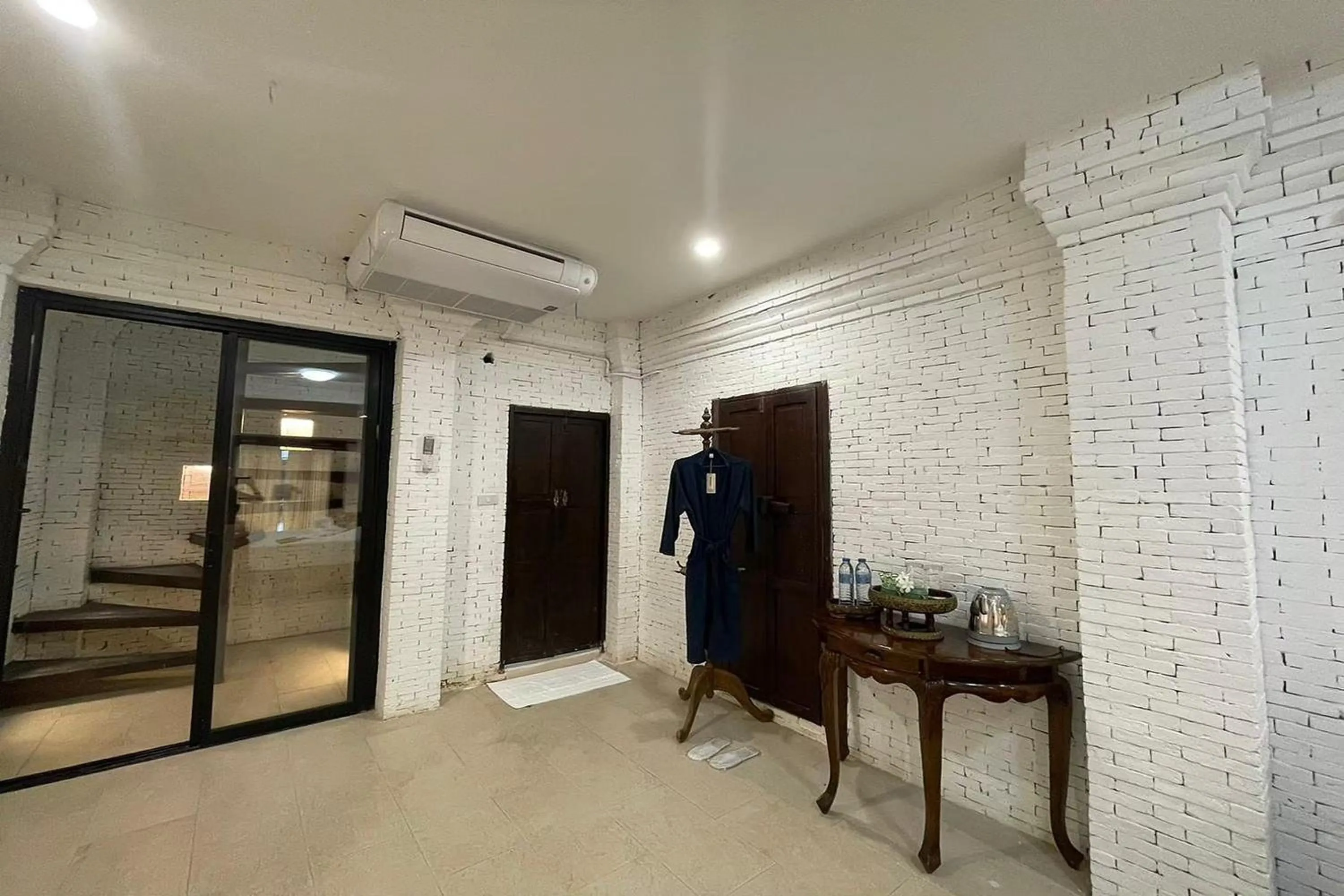 wardrobe in Baan Tawai Lanna Resort