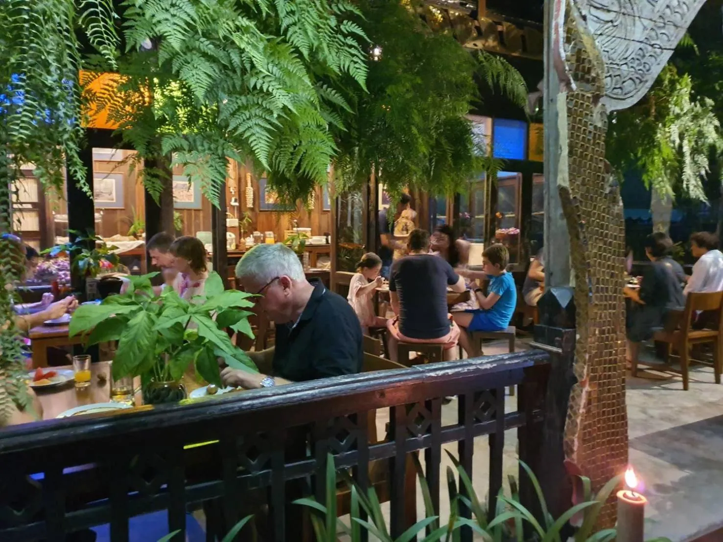 Restaurant/places to eat in Hongkhao Village