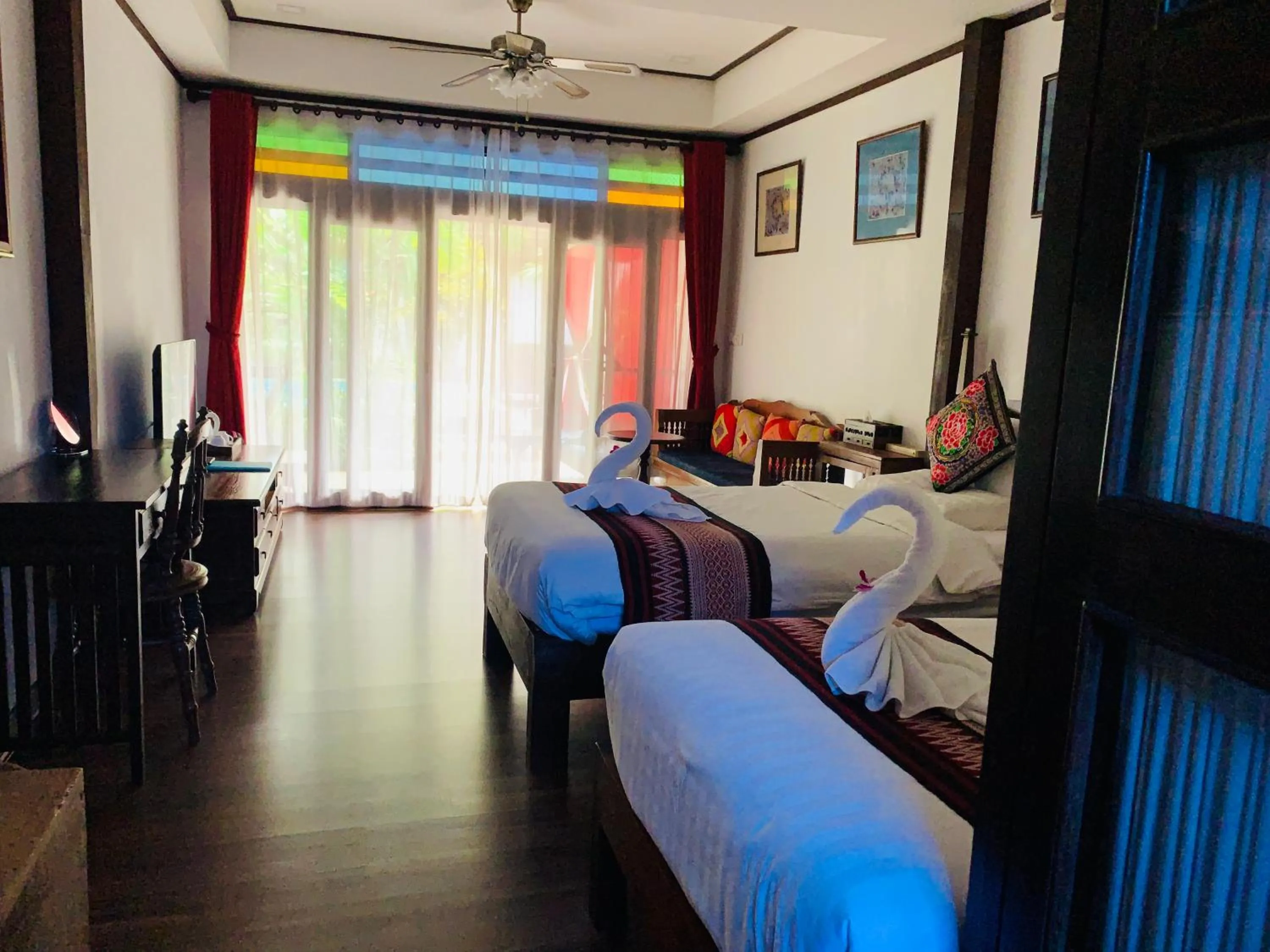 Living room, Bed in Hongkhao Village