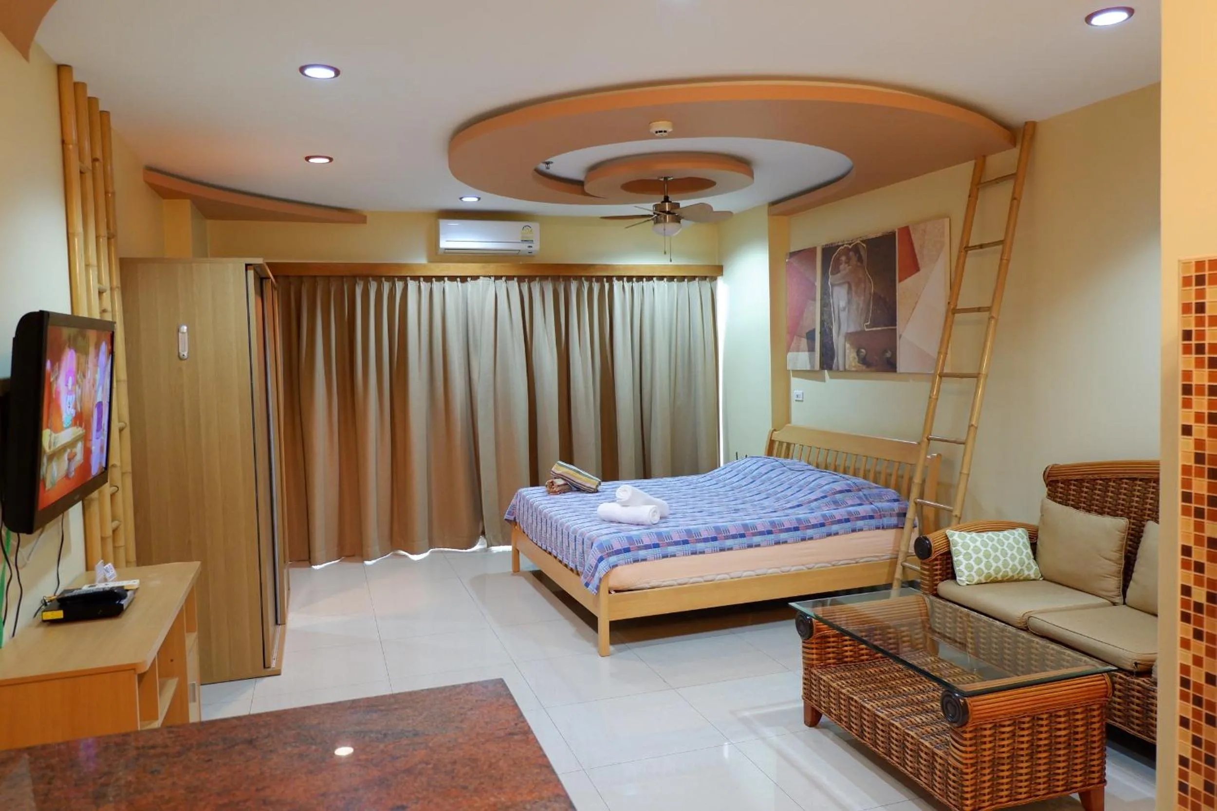 Bed in Viewtalay Beachfront by ND