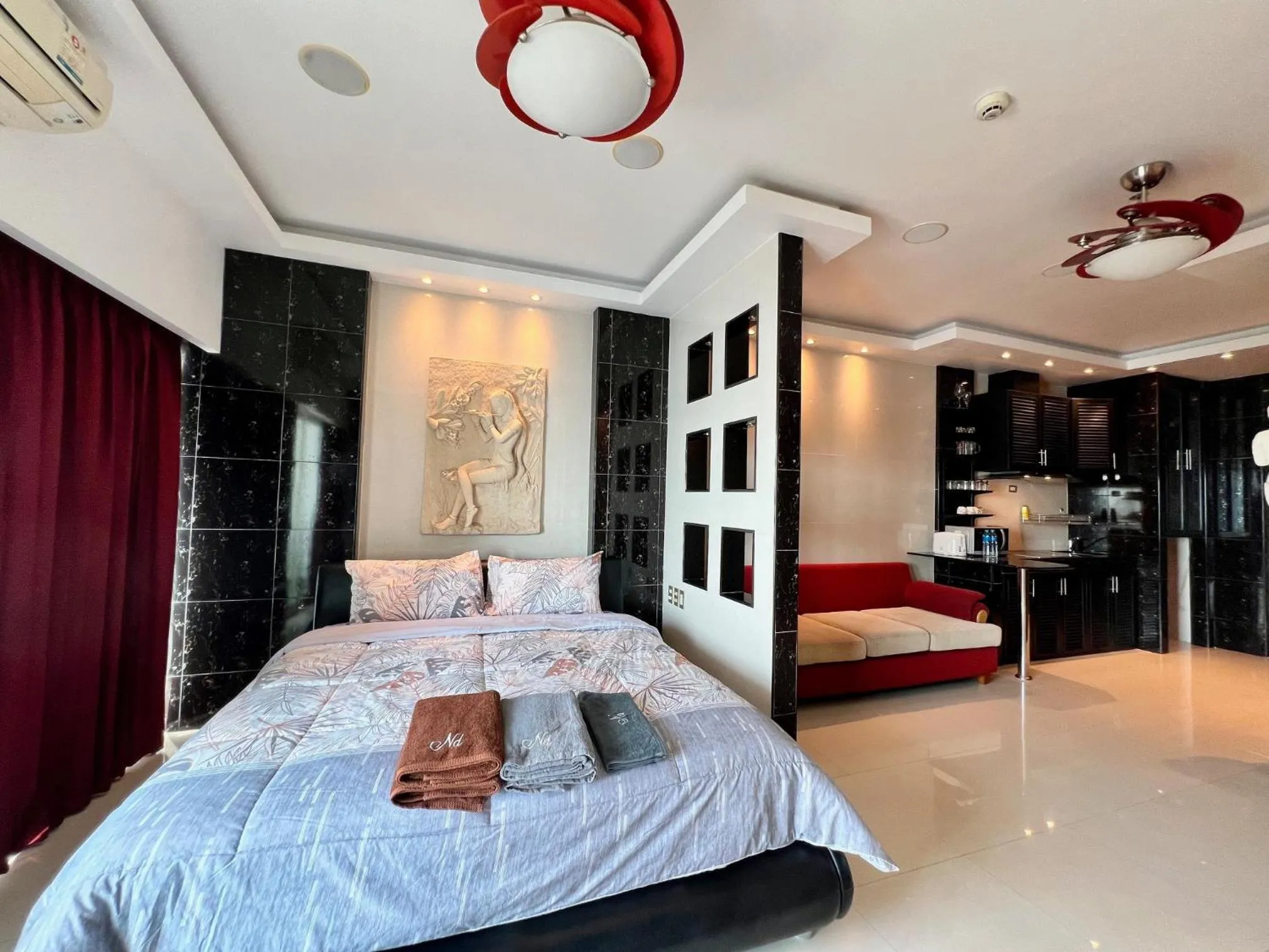 Bed in Viewtalay Beachfront by ND