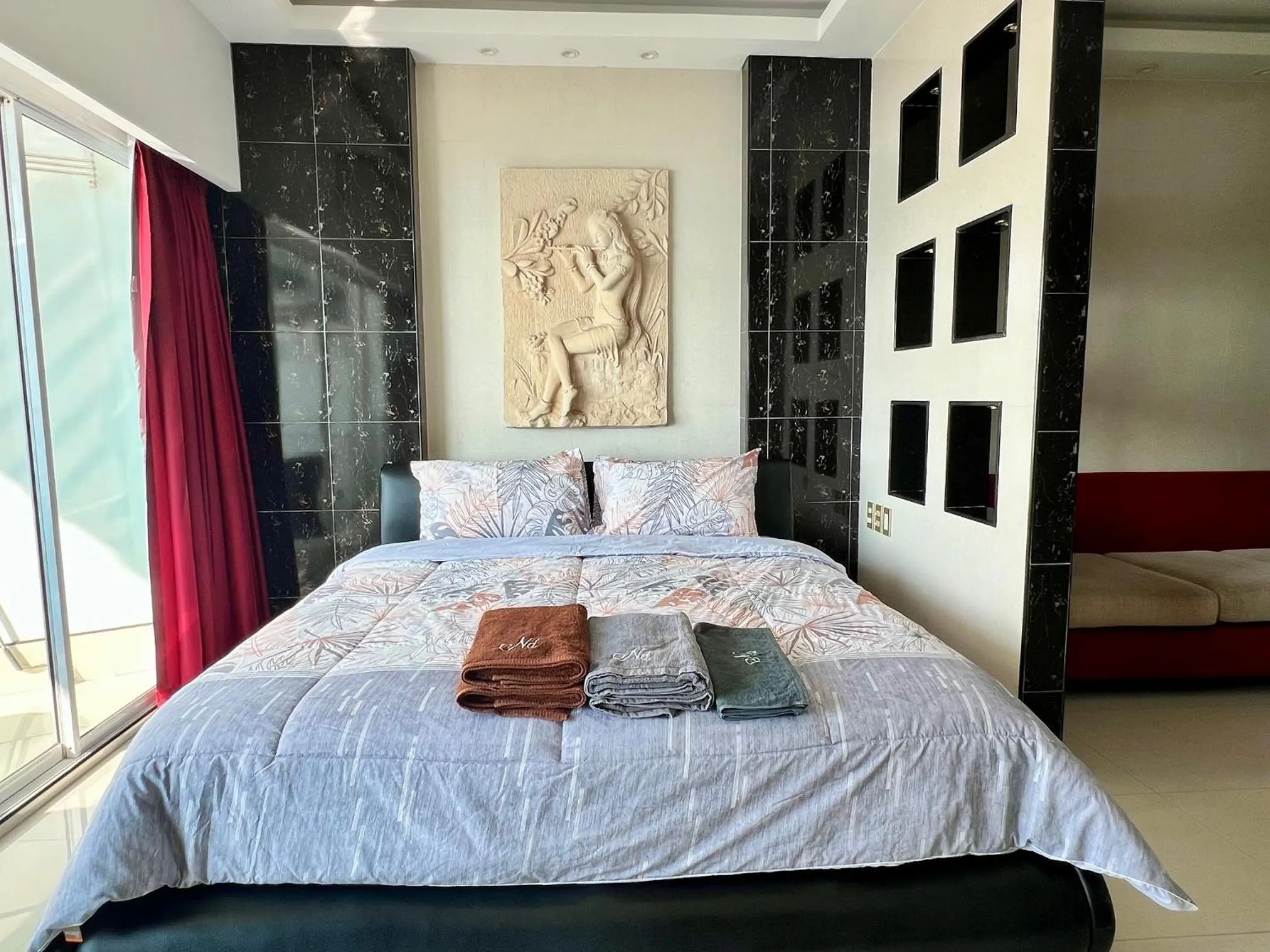 Bed in Viewtalay Beachfront by ND
