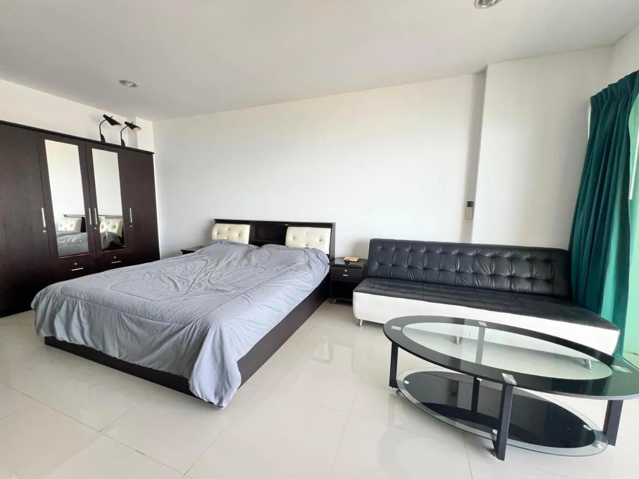 Bed in Viewtalay Beachfront by ND