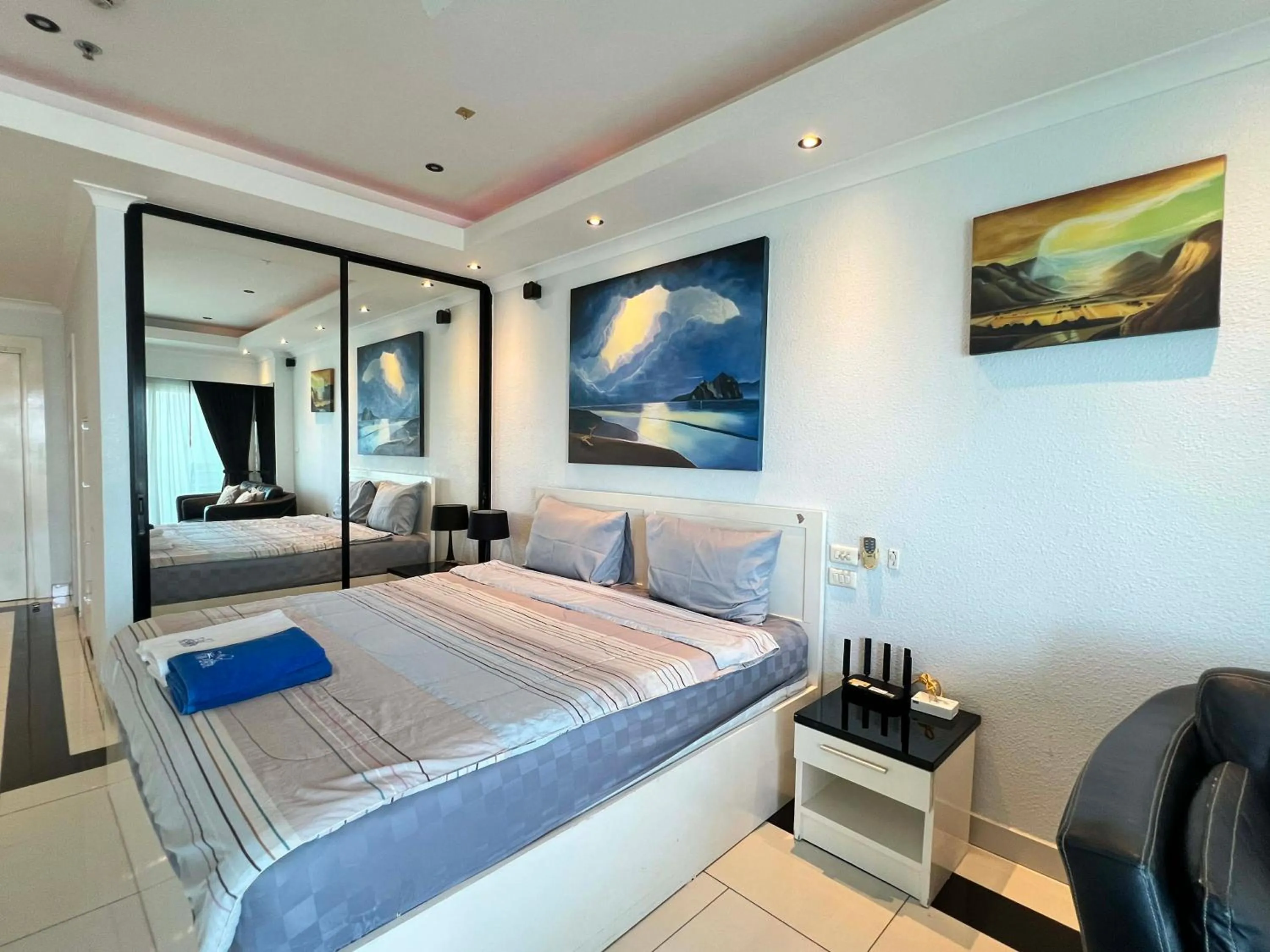 Bed in Viewtalay Beachfront by ND