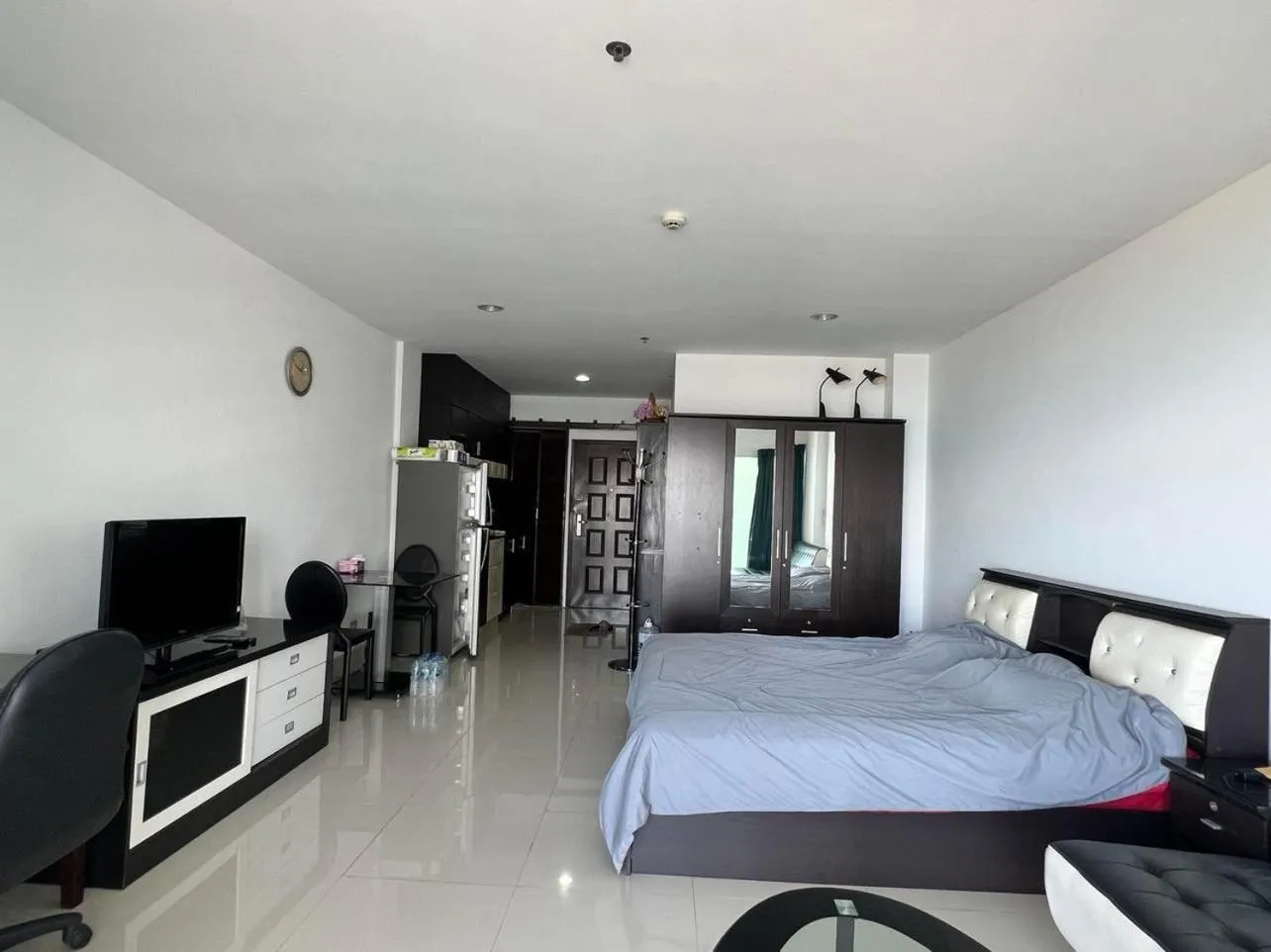 Bed in Viewtalay Beachfront by ND