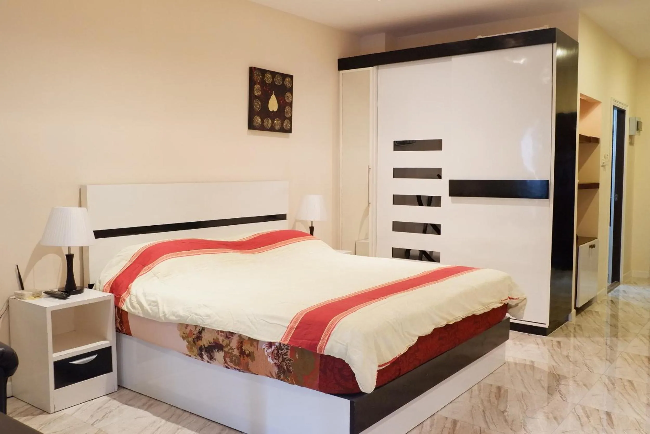 Bed in Viewtalay Beachfront by ND