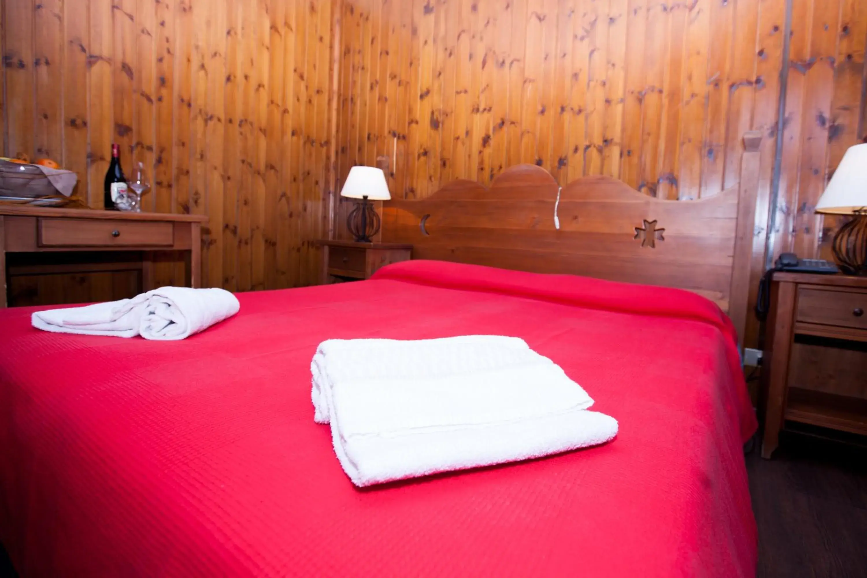 Bed in Club Esse Pila 2000 Bed in Club Esse Pila 2000