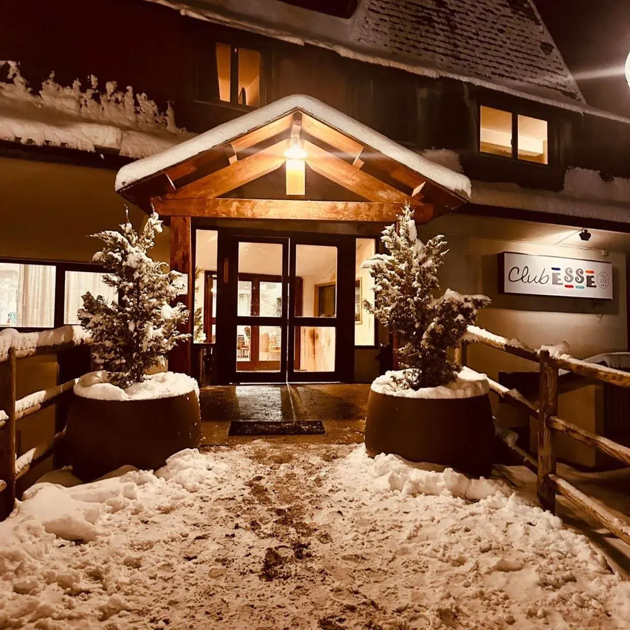 Property building in Club Esse Pila 2000 Property building in Club Esse Pila 2000