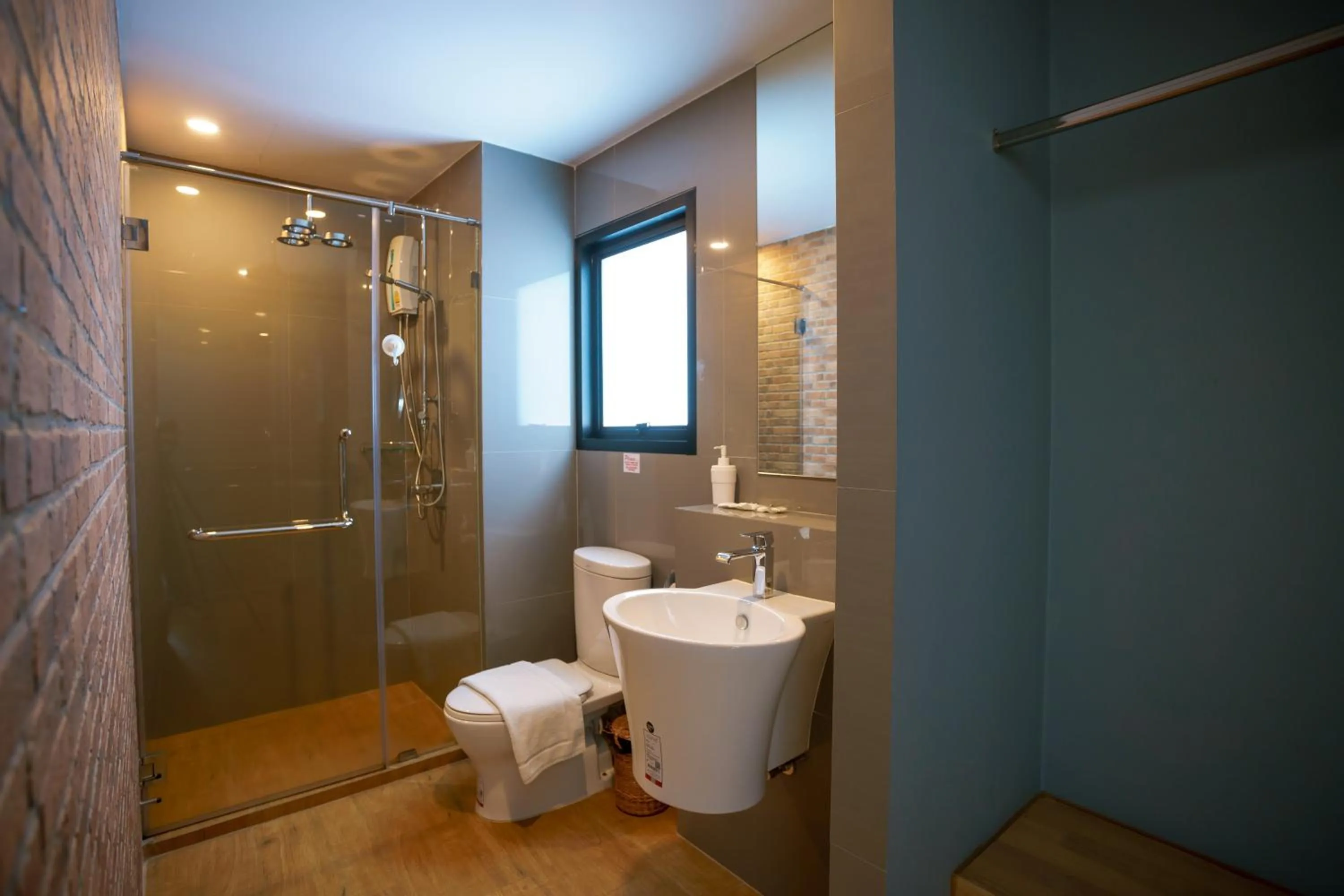 Bathroom in Nest by Sangob