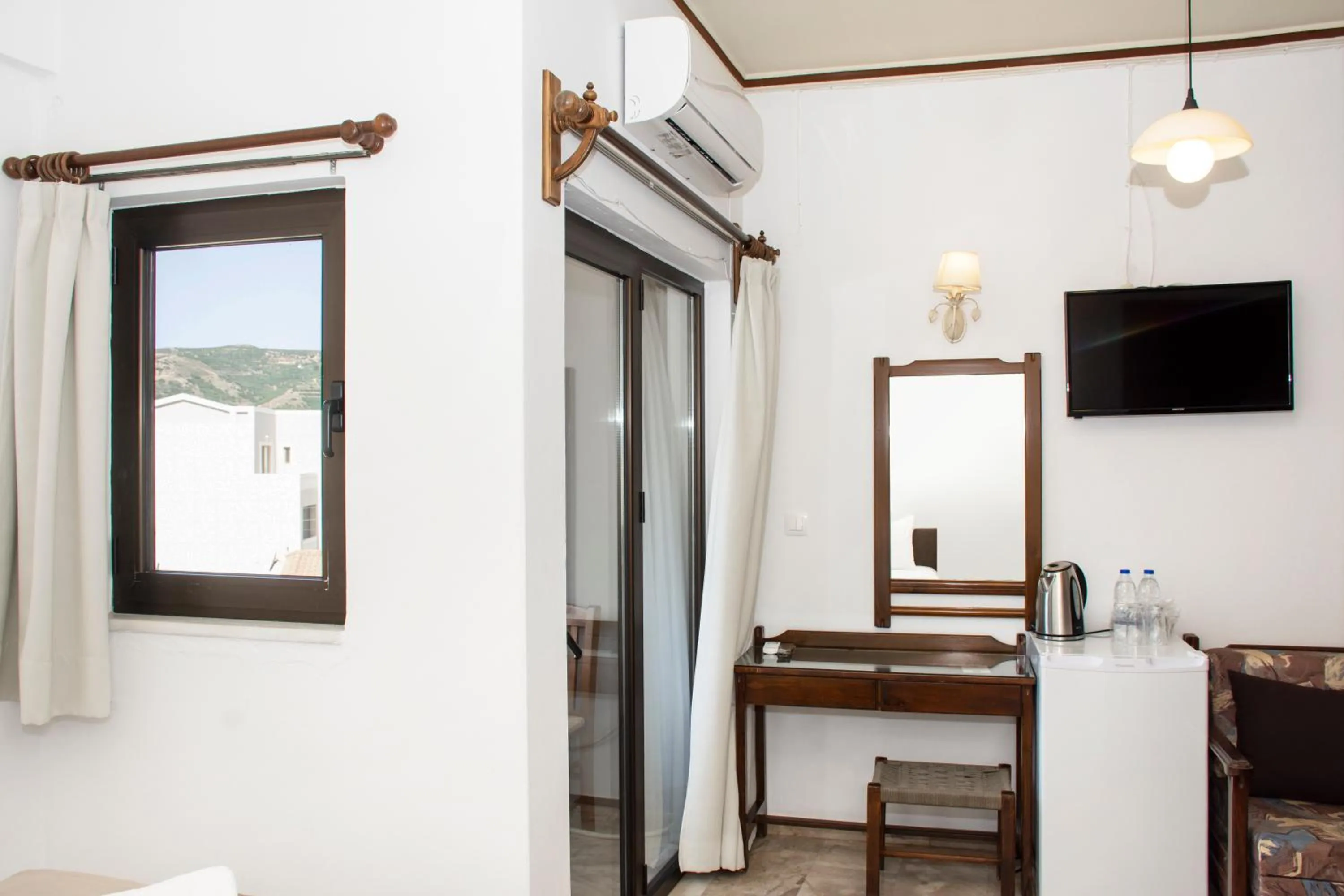 TV and multimedia in Argo Rooms-Papadakis