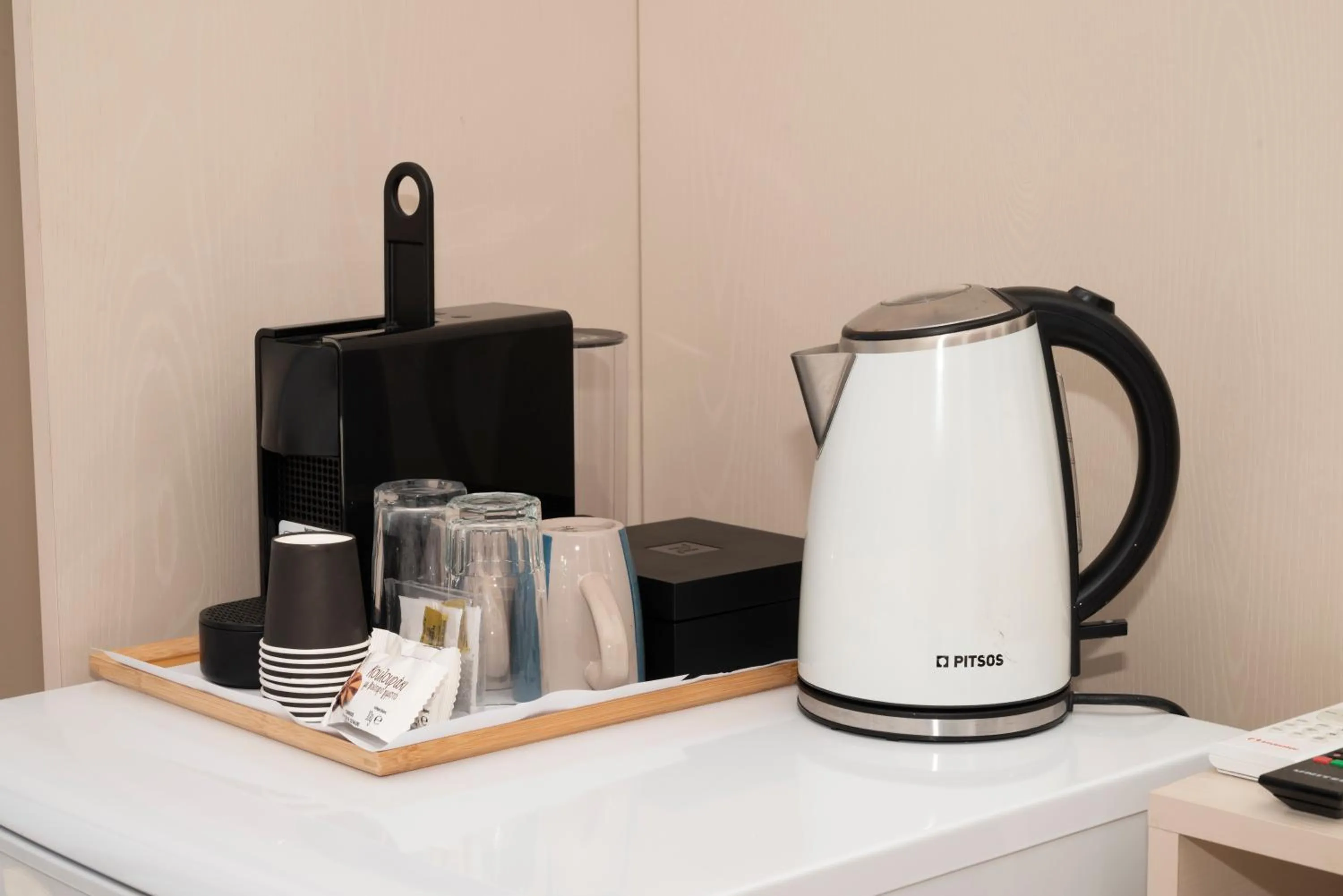 Coffee/tea facilities in Argo Rooms-Papadakis