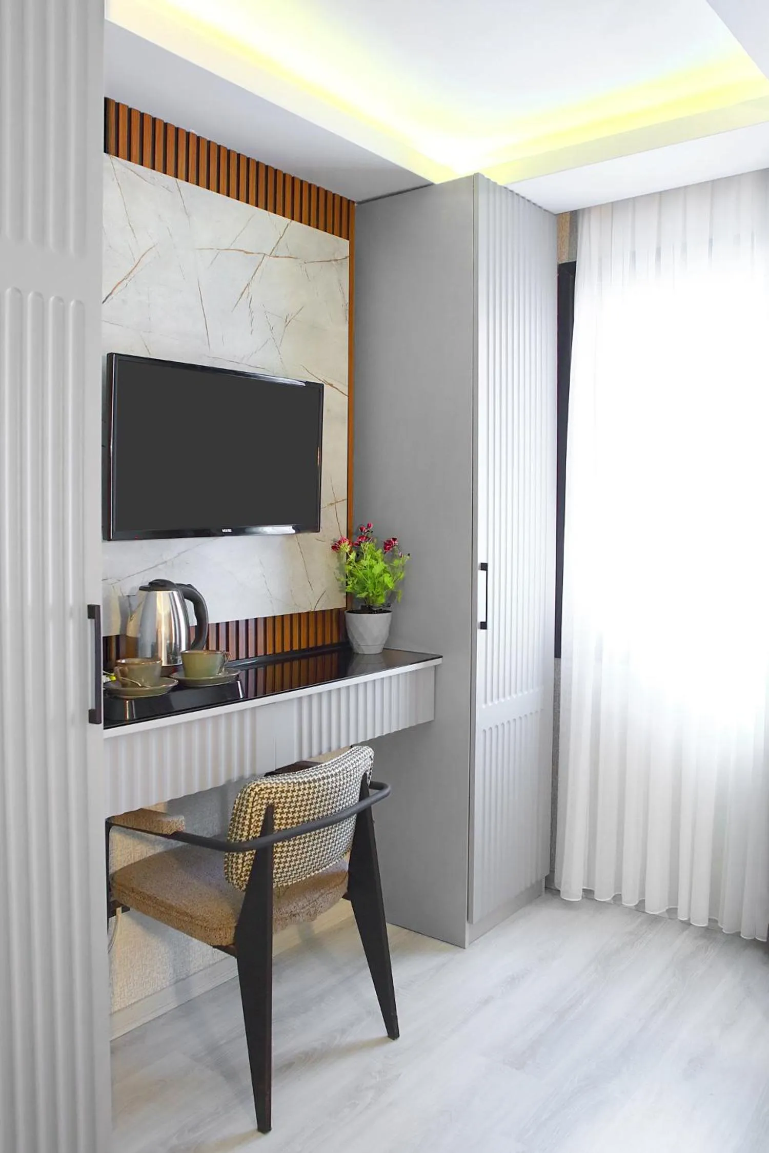 TV and multimedia in AMARA OLD CITY HOTEL & Spa