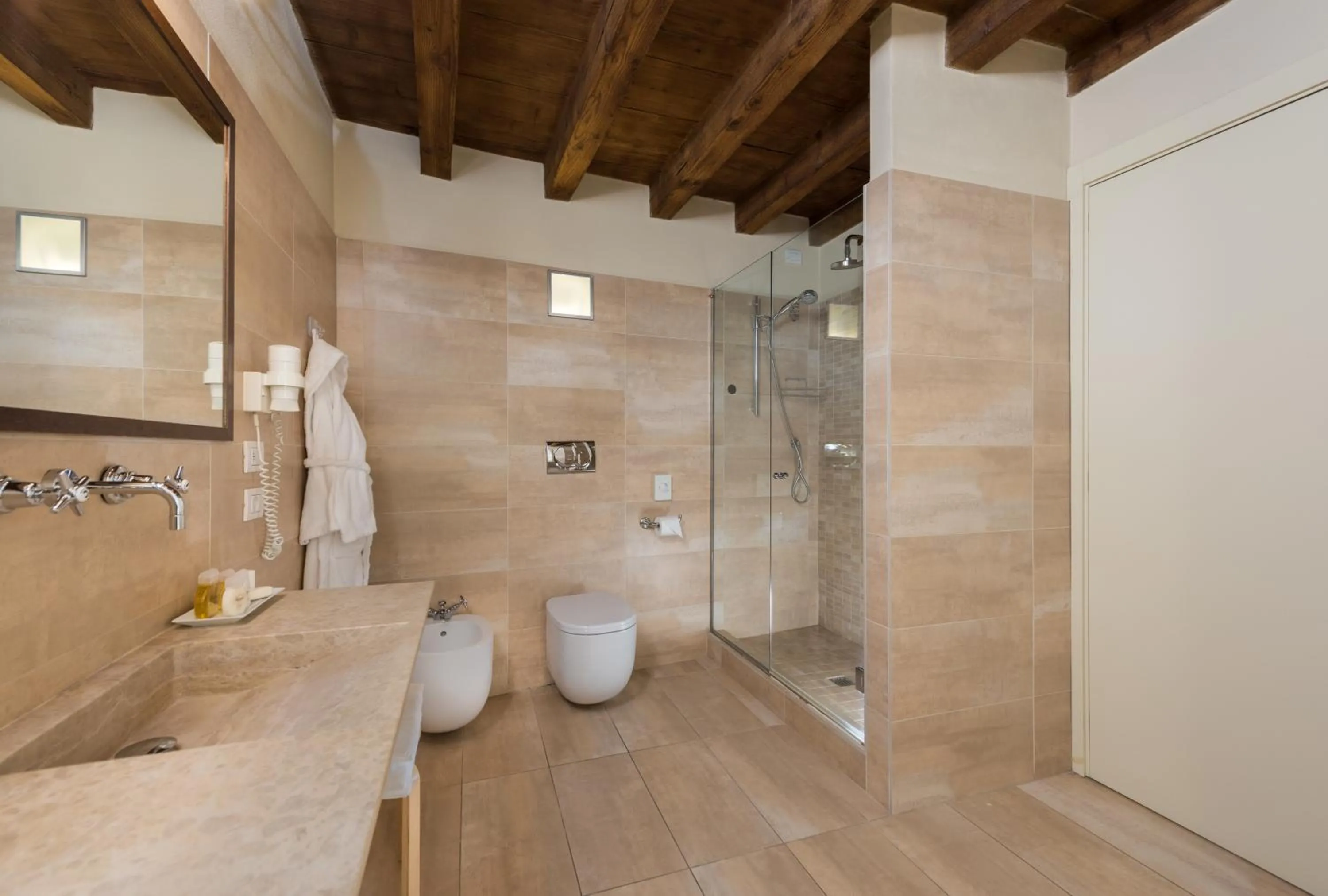 Bathroom in Hotel Piazza Vecchia