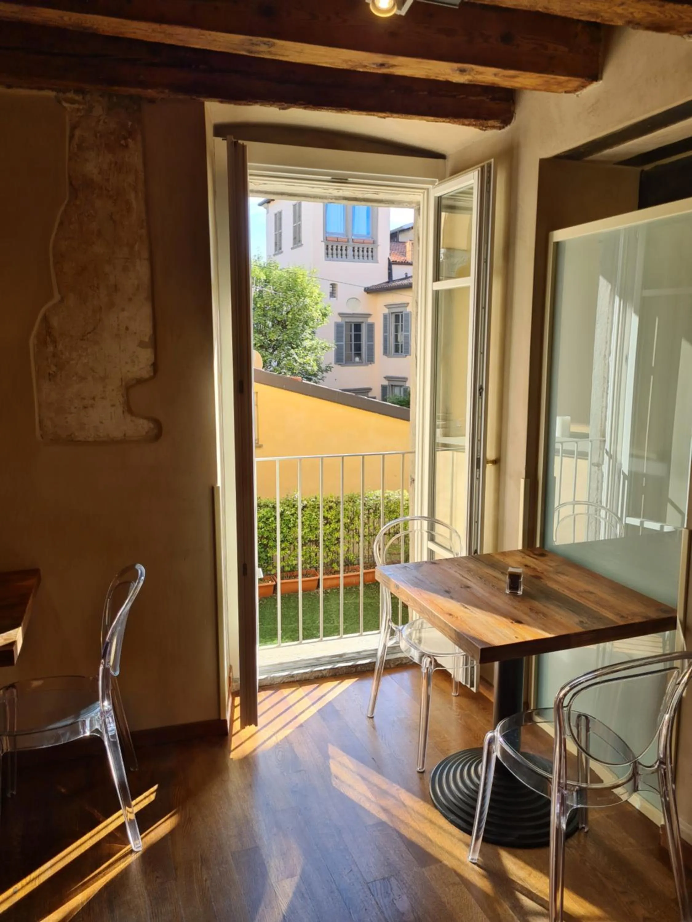 Restaurant/places to eat in Hotel Piazza Vecchia