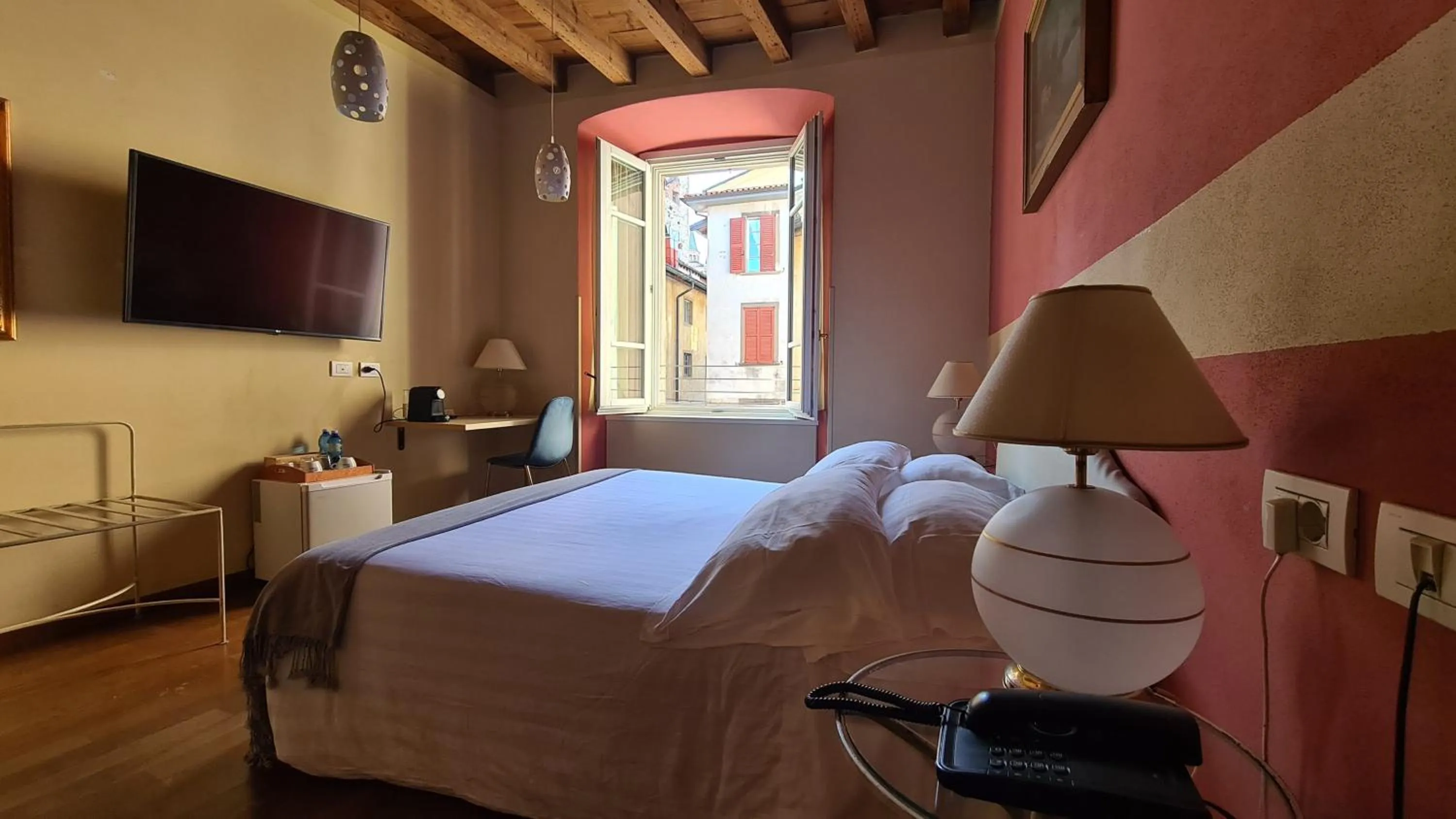 Bedroom, Bed in Hotel Piazza Vecchia