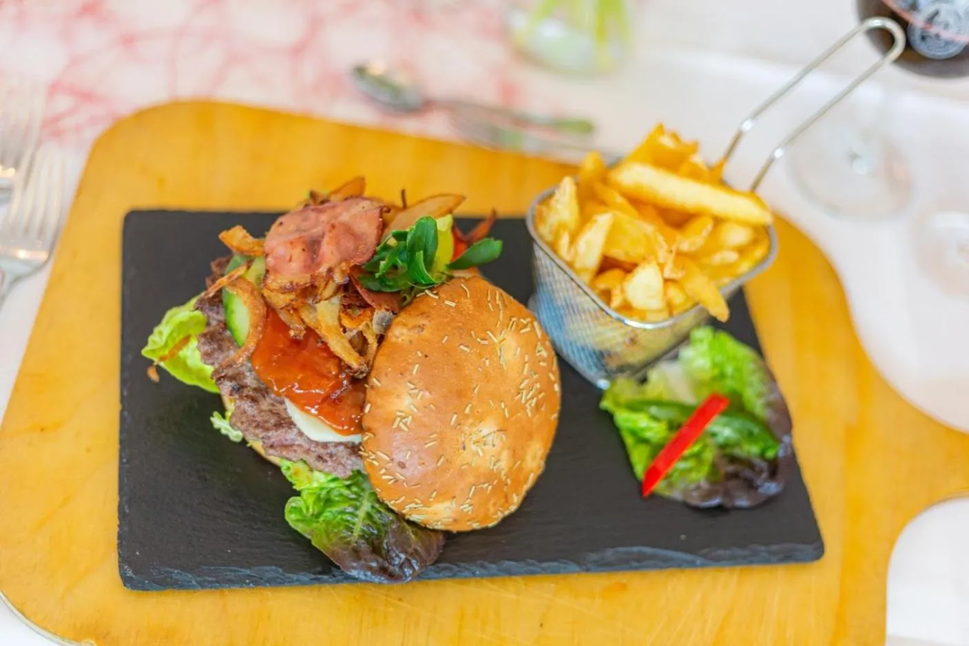 Restaurant/places to eat in Bergschlößchen