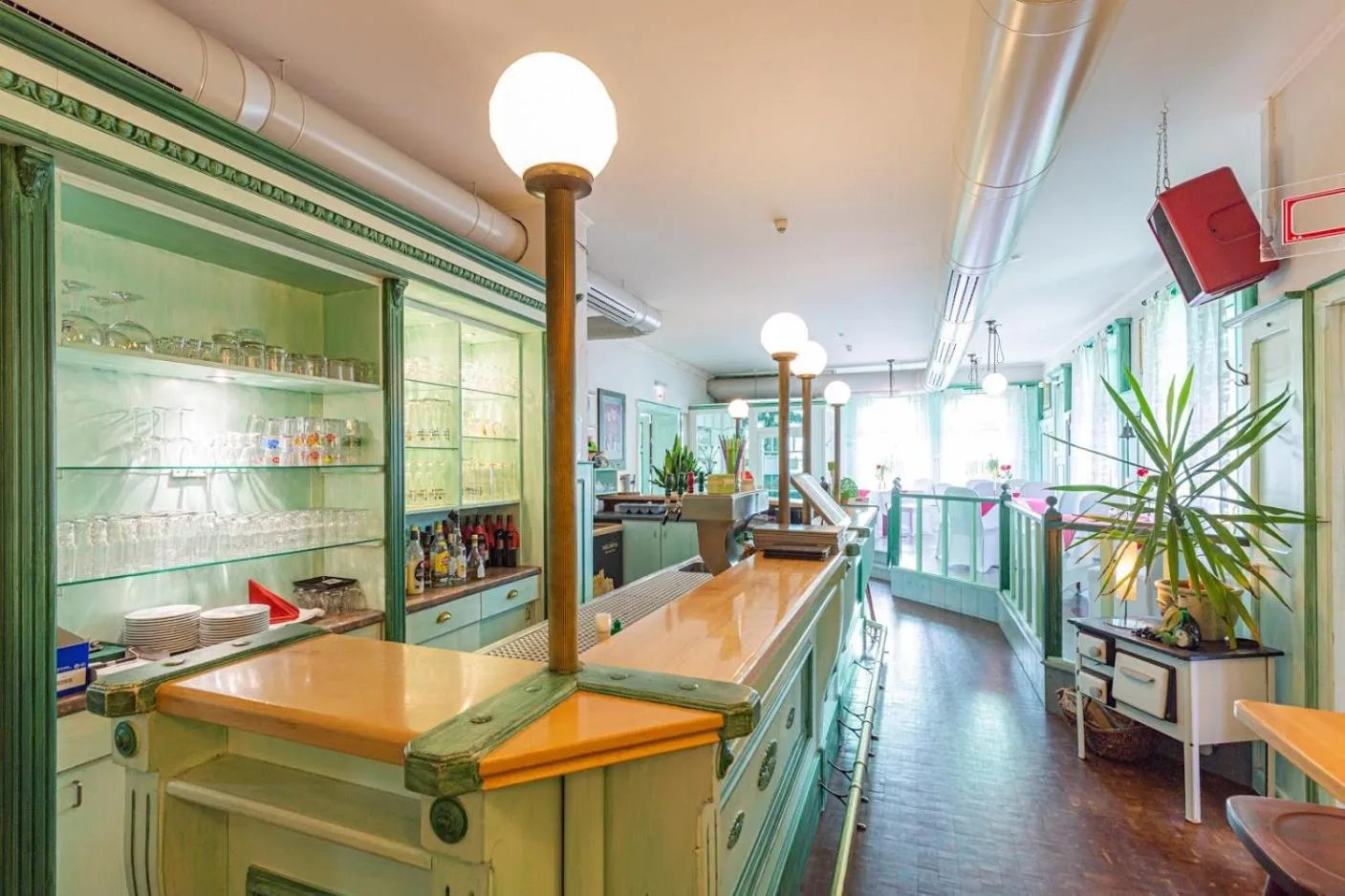 Restaurant/places to eat in Bergschlößchen