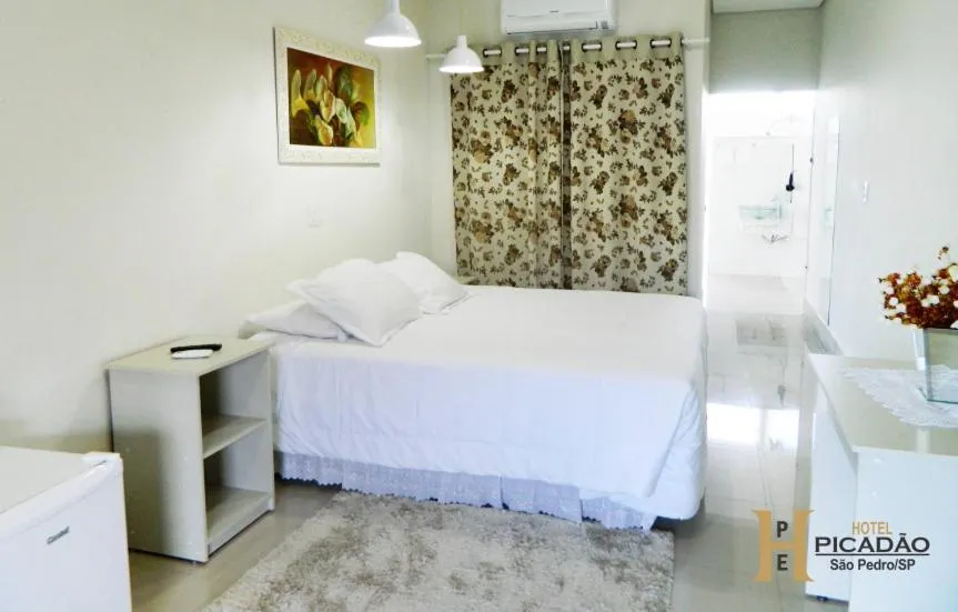 Bed in Hotel Picadão - São Pedro SP