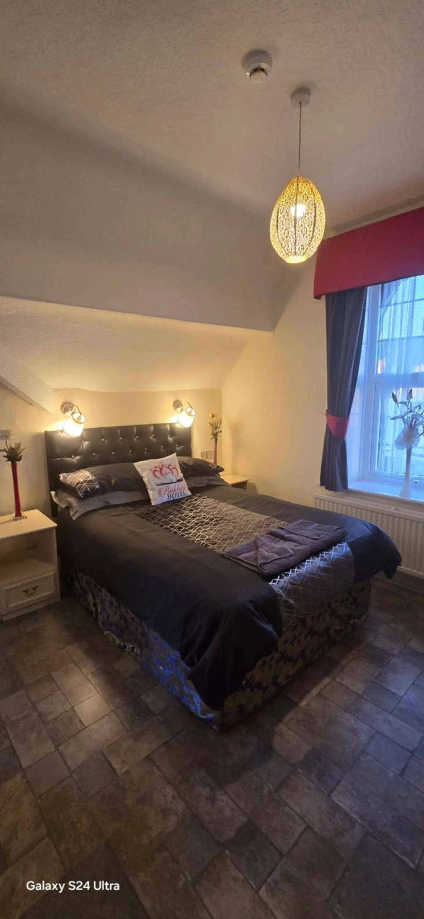 Bed in BUKHARI Hotel