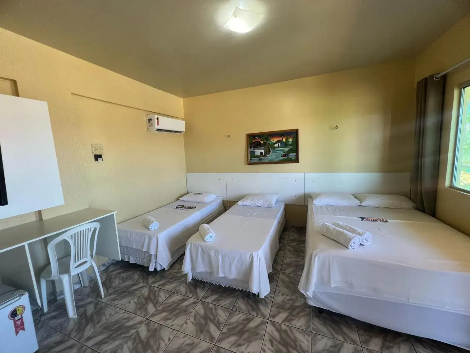 Quadruple Room with Sea View in Hotel Concha do Mar Quadruple Room with Sea View in Hotel Concha do Mar