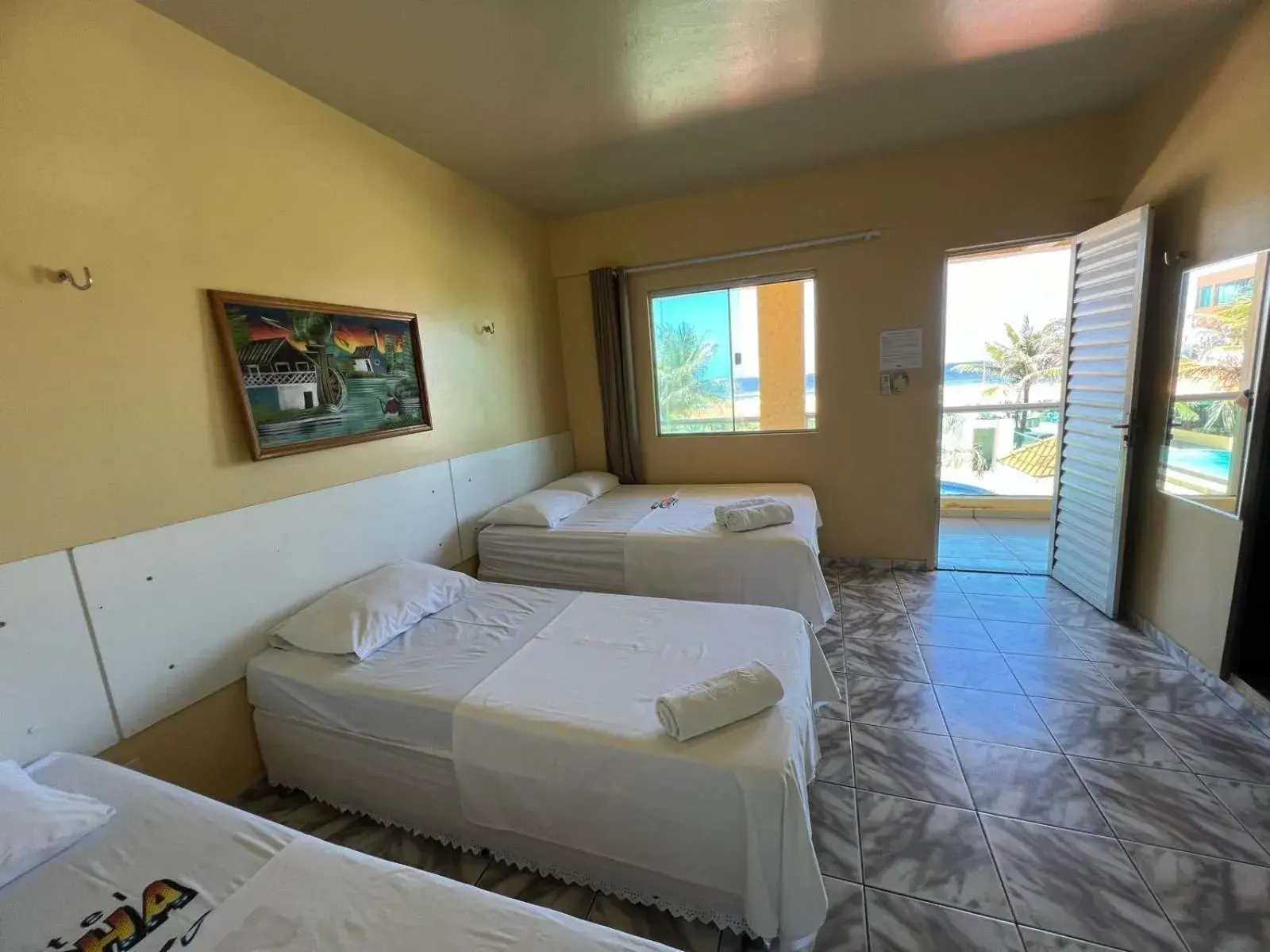 Quadruple Room with Sea View in Hotel Concha do Mar Quadruple Room with Sea View in Hotel Concha do Mar