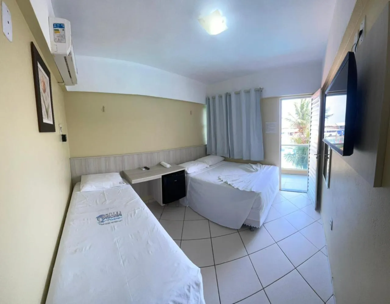 Bed in Hotel Concha do Mar