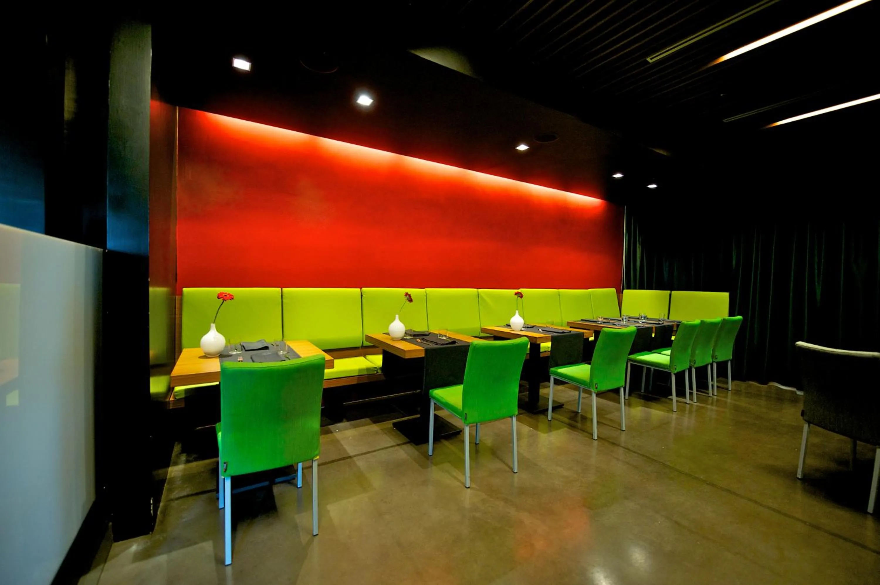 Restaurant/places to eat in Mercure Nerocubo Rovereto