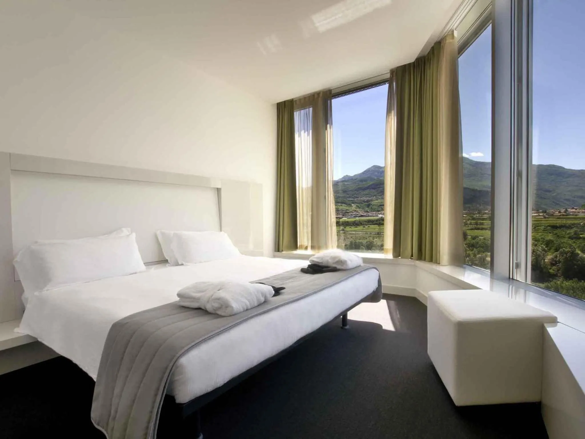 Bedroom, Bed in Mercure Nerocubo Rovereto