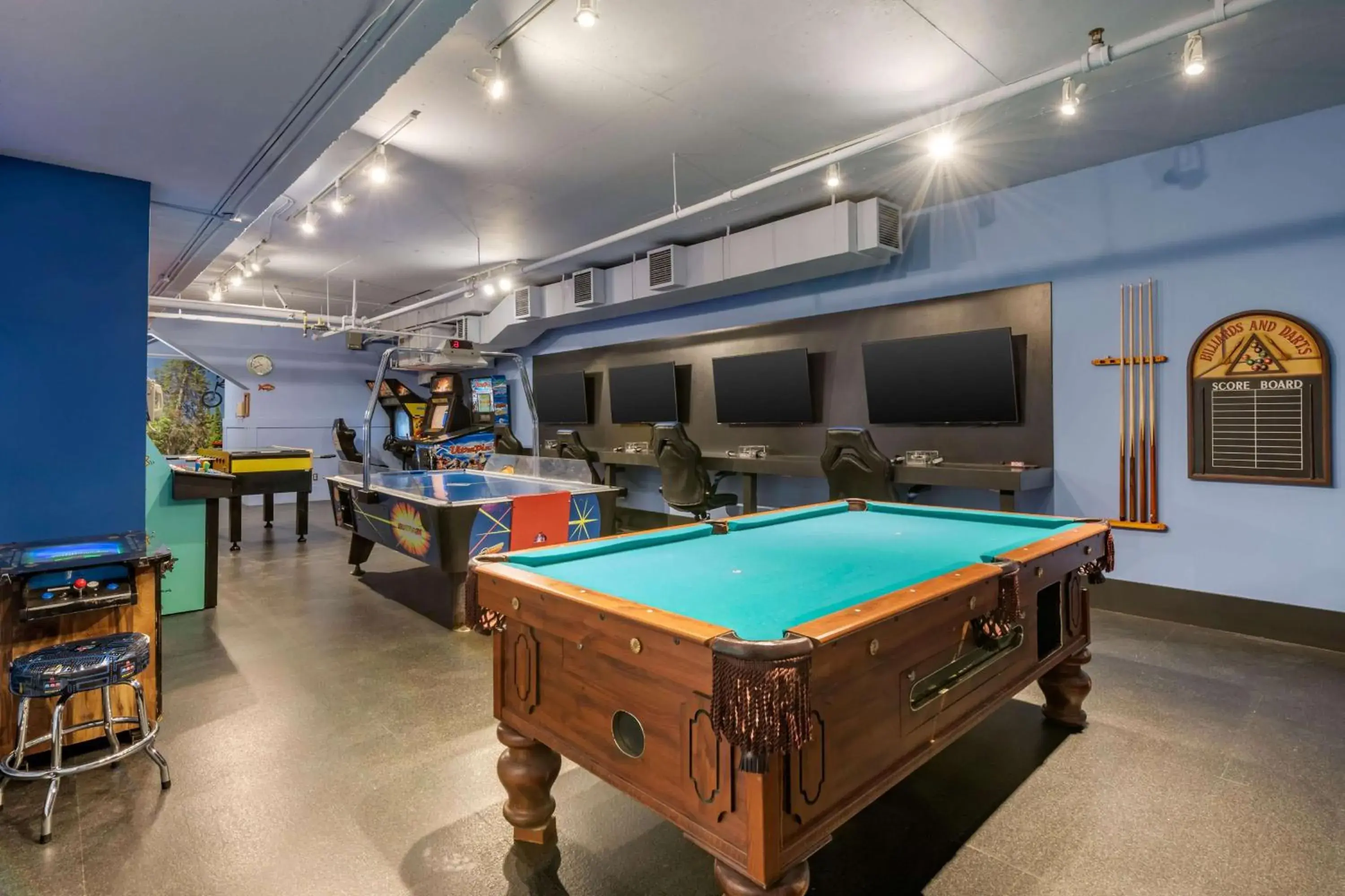 Sports, Billiards in Hilton Grand Vacations Club Whistler