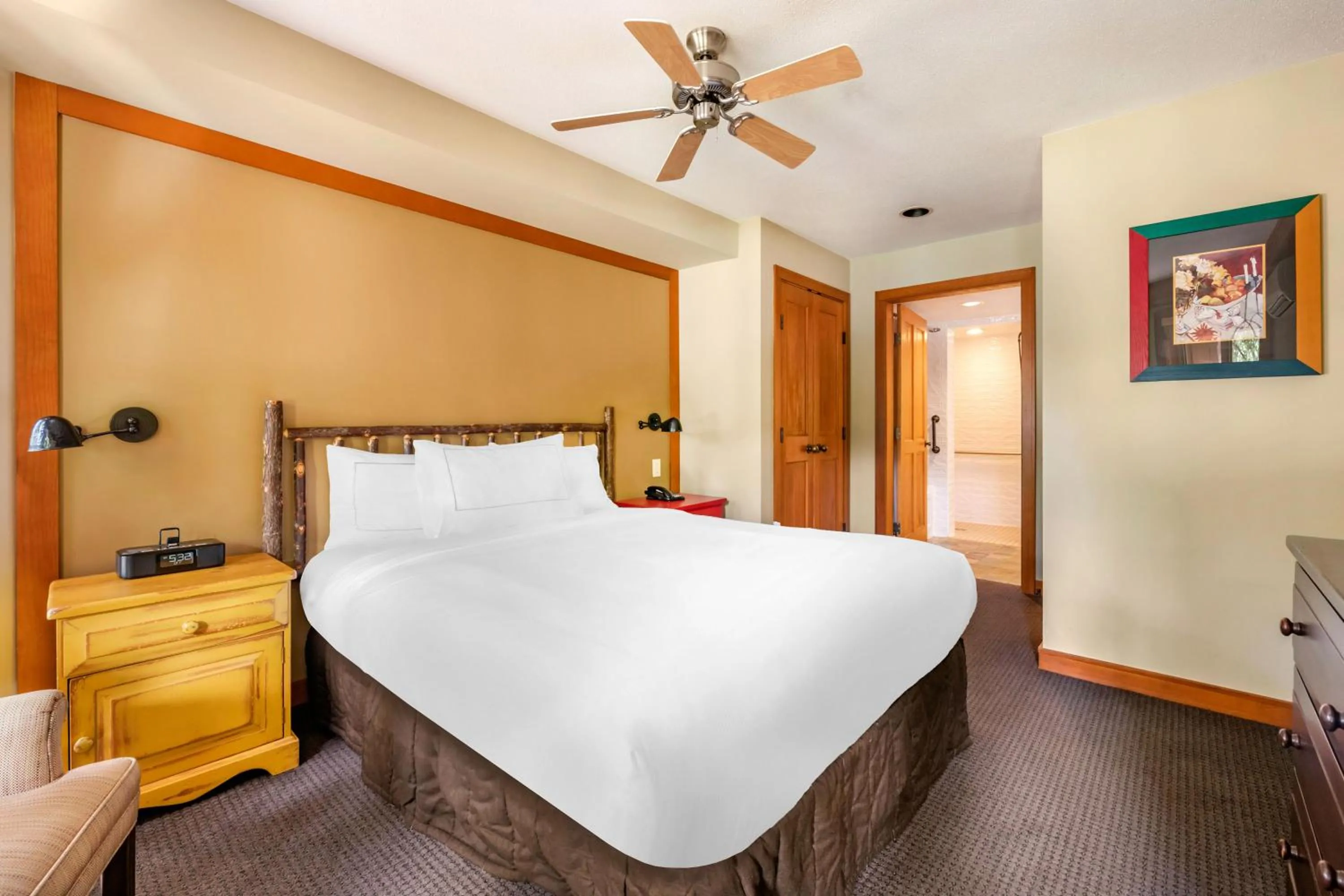 Bed in Hilton Grand Vacations Club Whistler