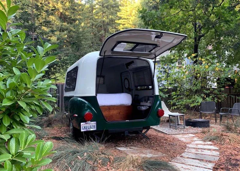 Photo of the whole room in AutoCamp Sonoma