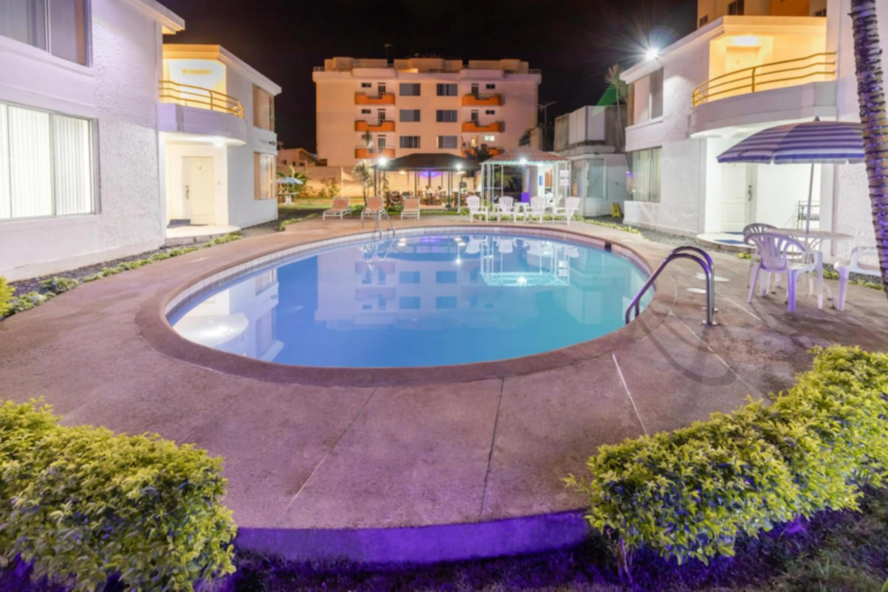 Photo of the whole room in Oceanic Lodge