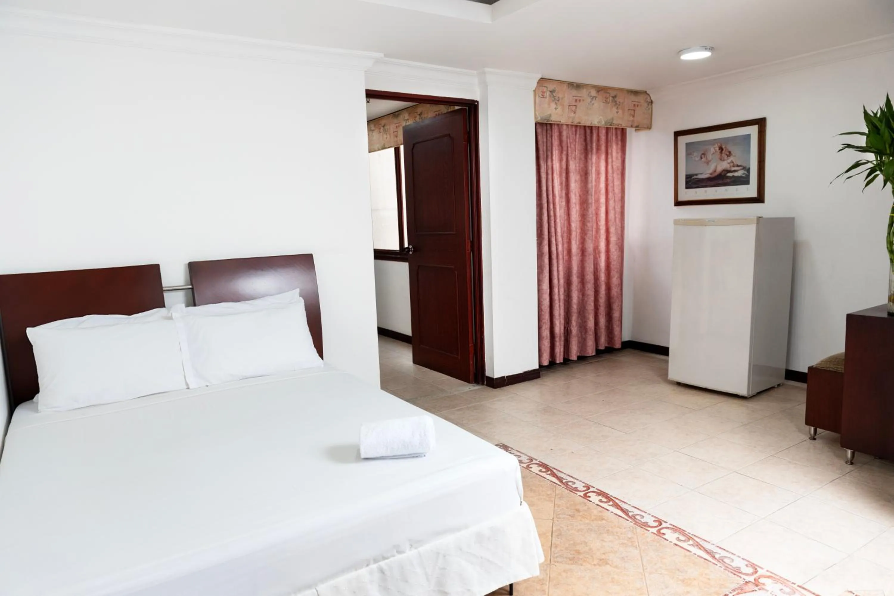 Bed in Hotel Plaza Las Américas Cali