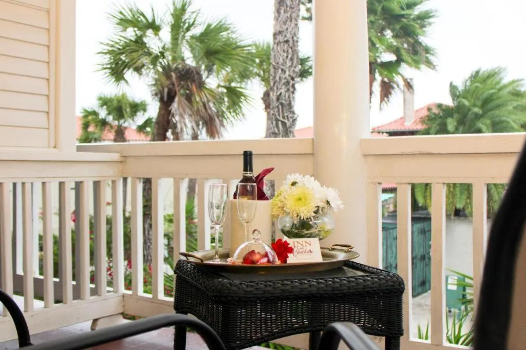 Inn on Charlotte Boutique Hotel