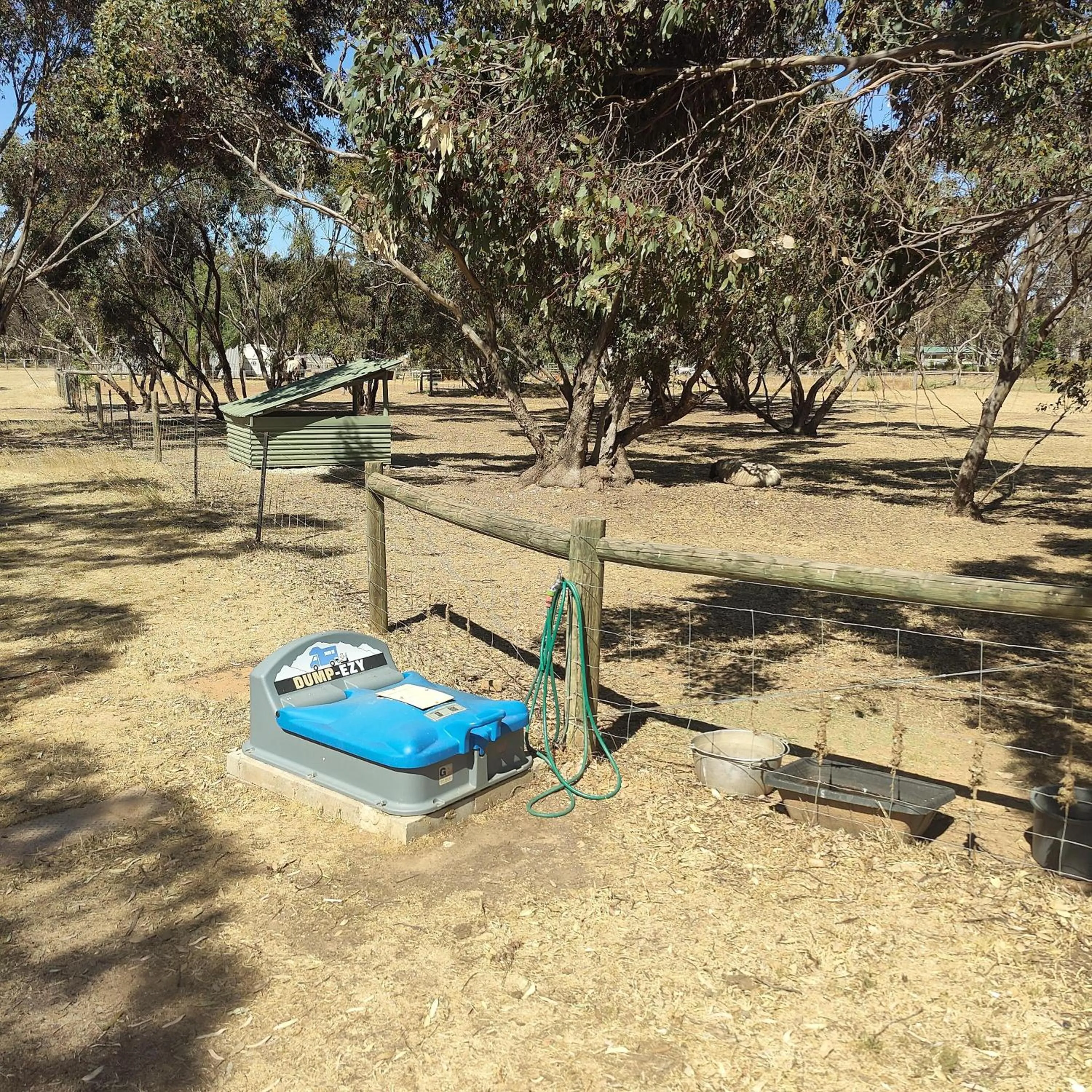 Communal lounge/ TV room in Inglewood Motel and Caravan Park Victoria