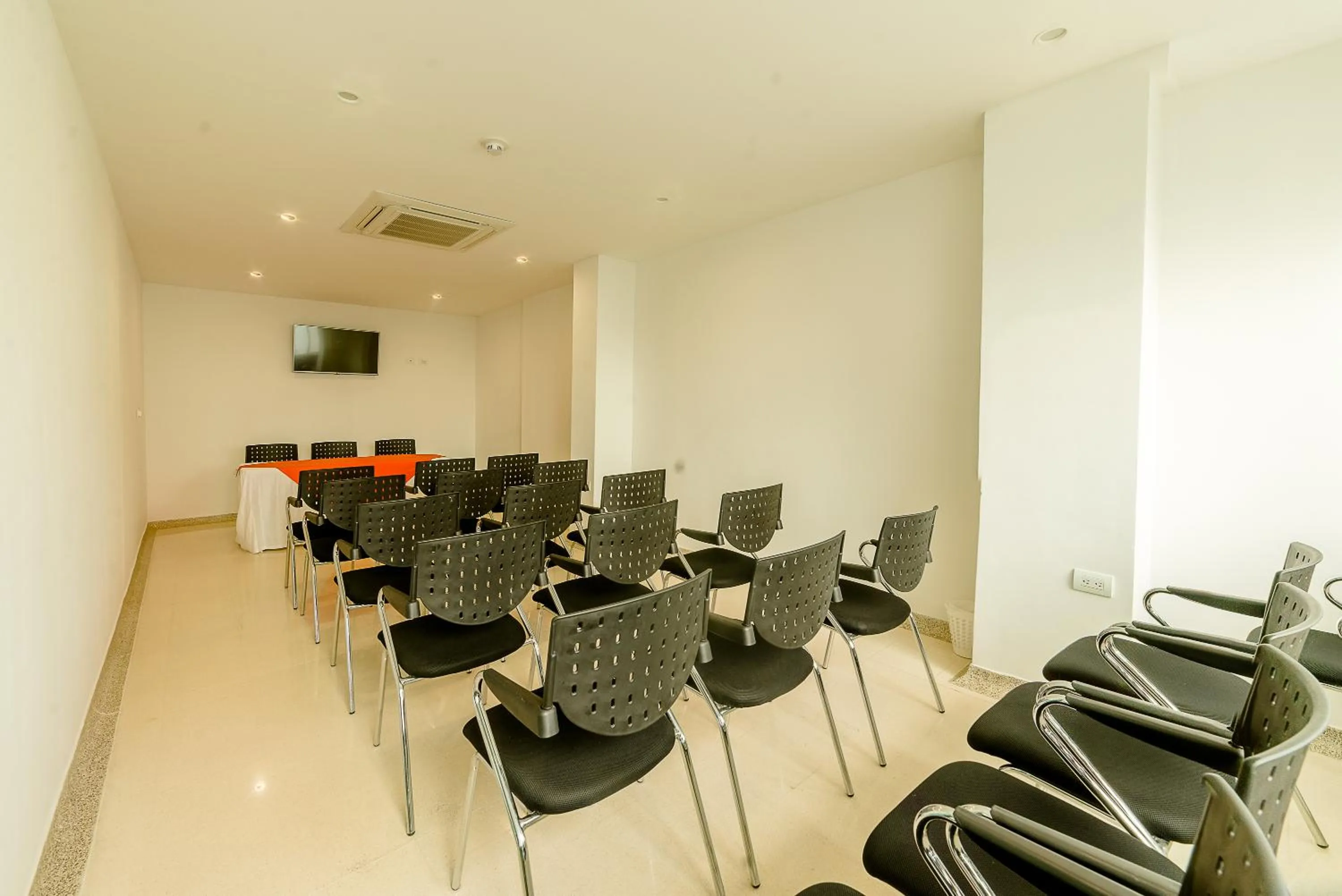 Decorative detail in Hotel Titanium Plaza