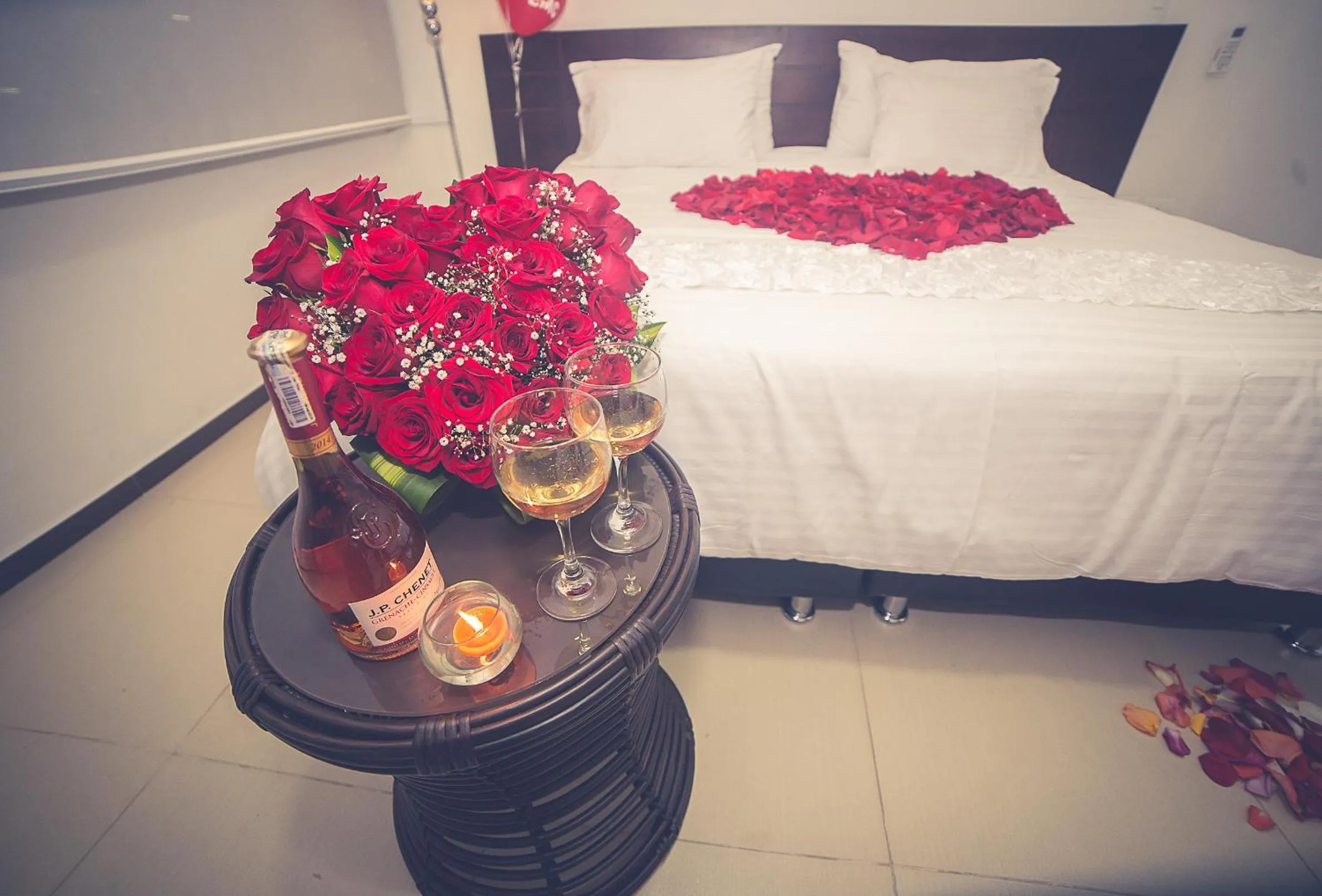 Bed in Hotel Titanium Plaza