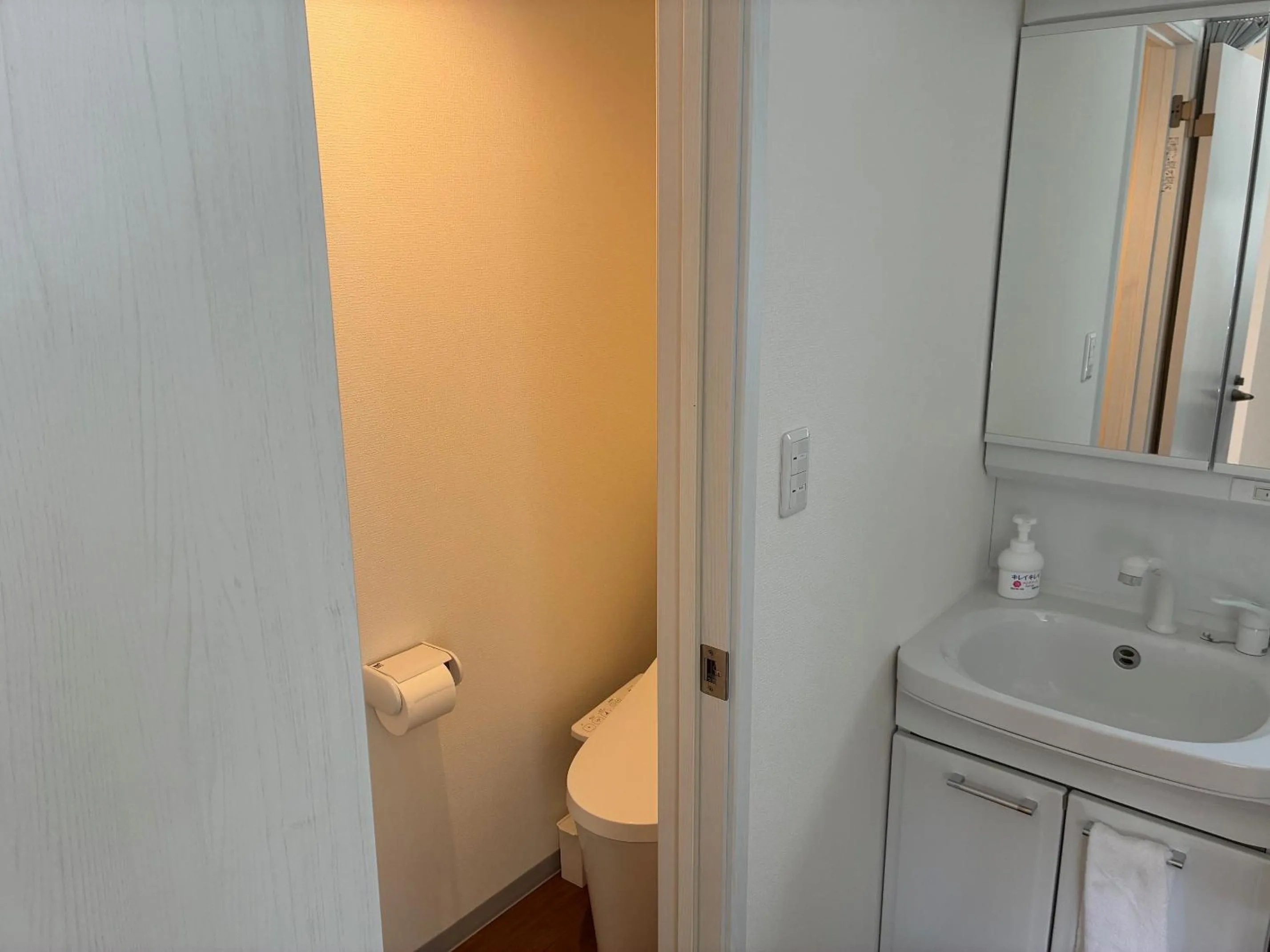 Hakuba Canadian Lodge