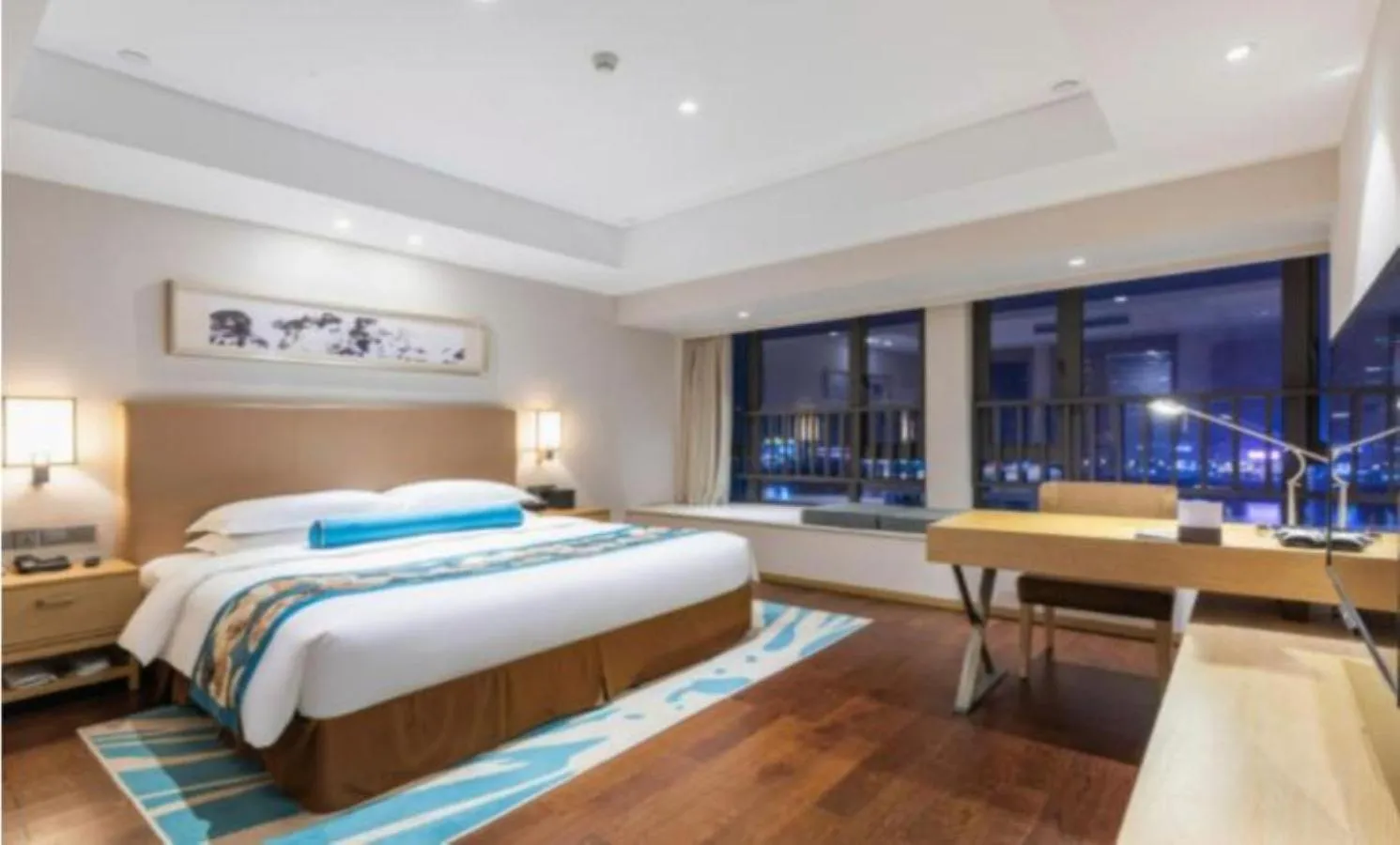 Bedroom, Bed in Somerset Yangtze River Chongqing