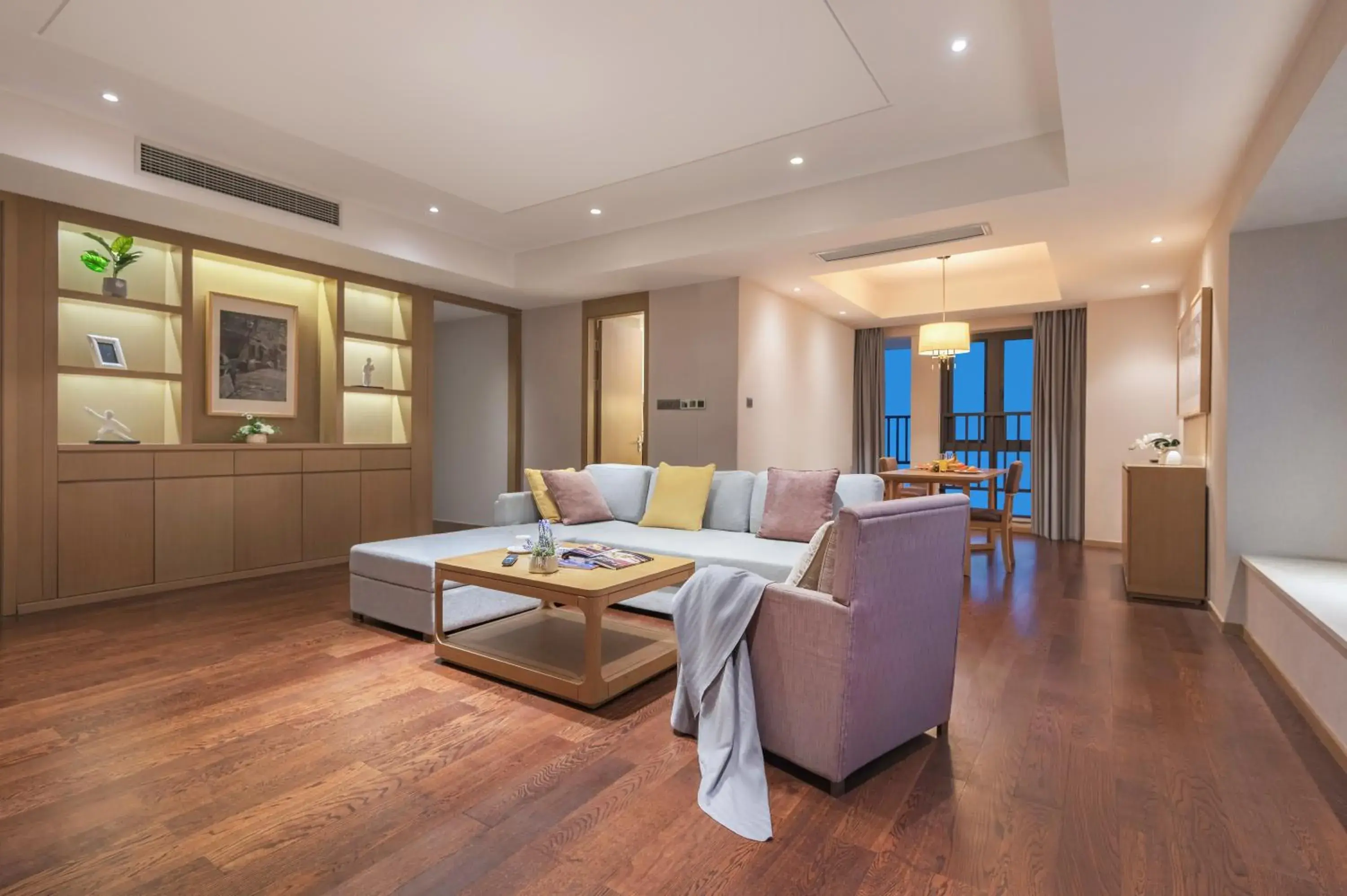 Living room in Somerset Yangtze River Chongqing Living room in Somerset Yangtze River Chongqing