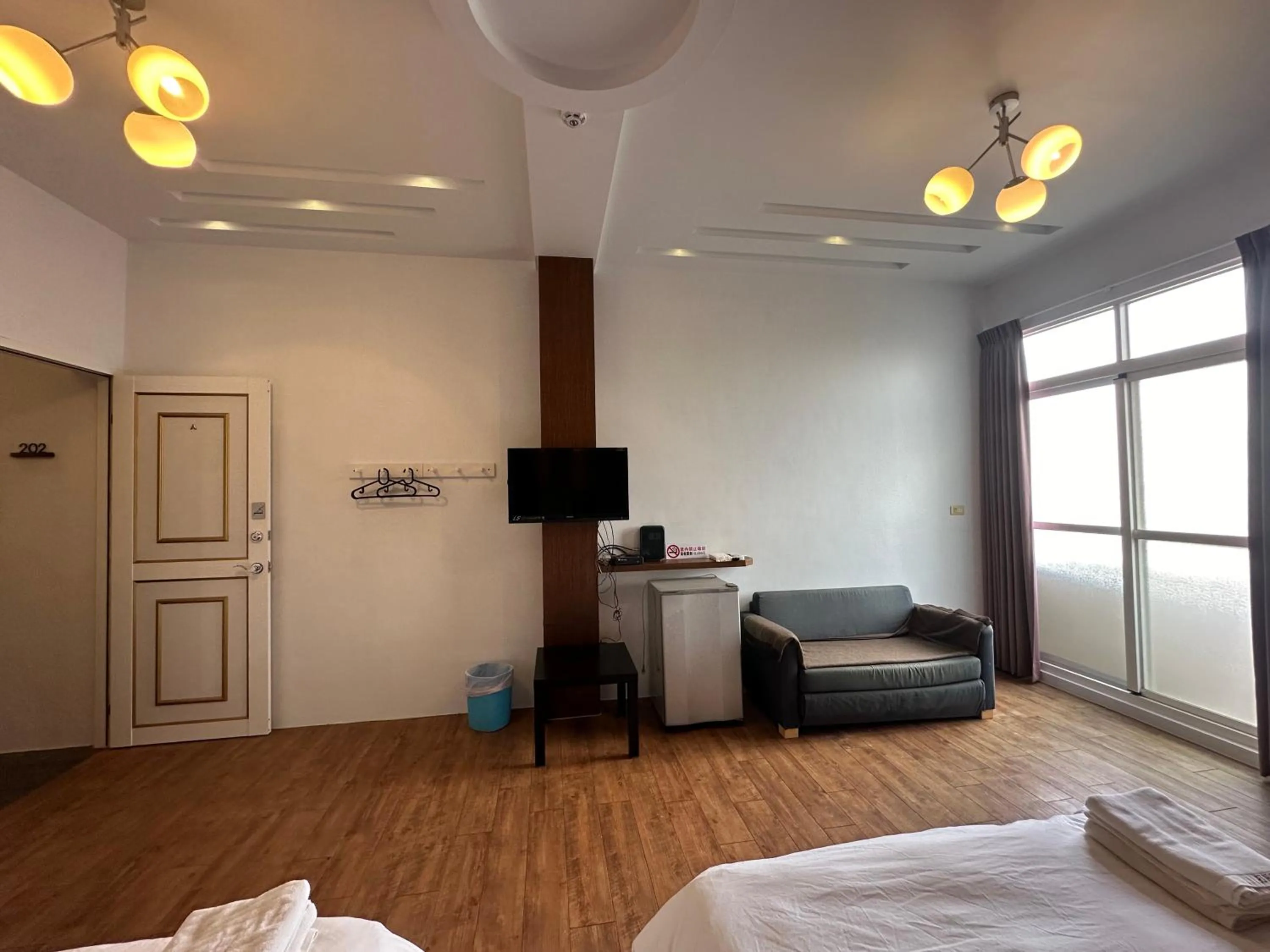 Bed in Snore Inn