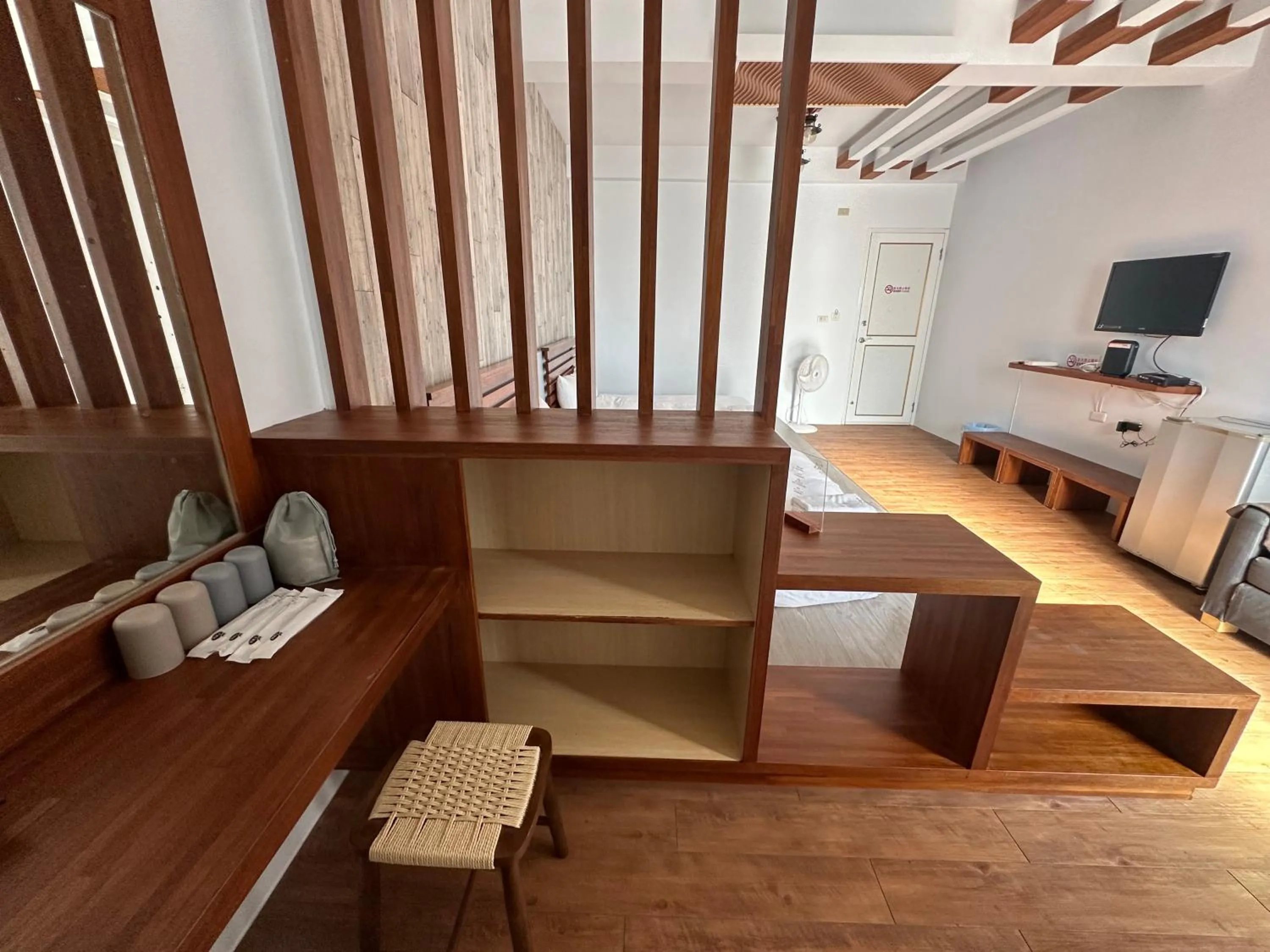 Bedroom in Snore Inn