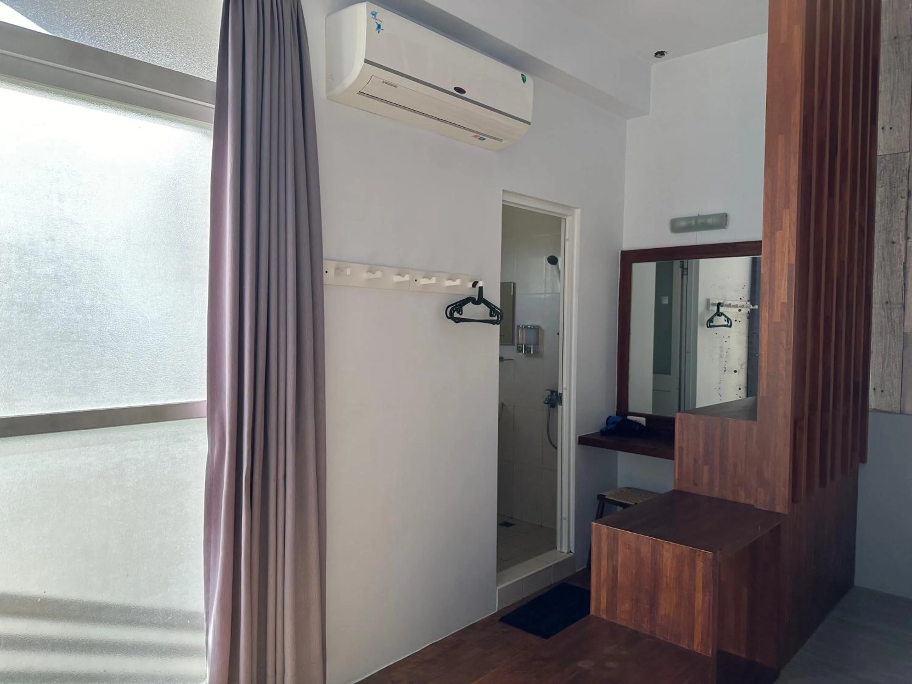 Snore Inn
