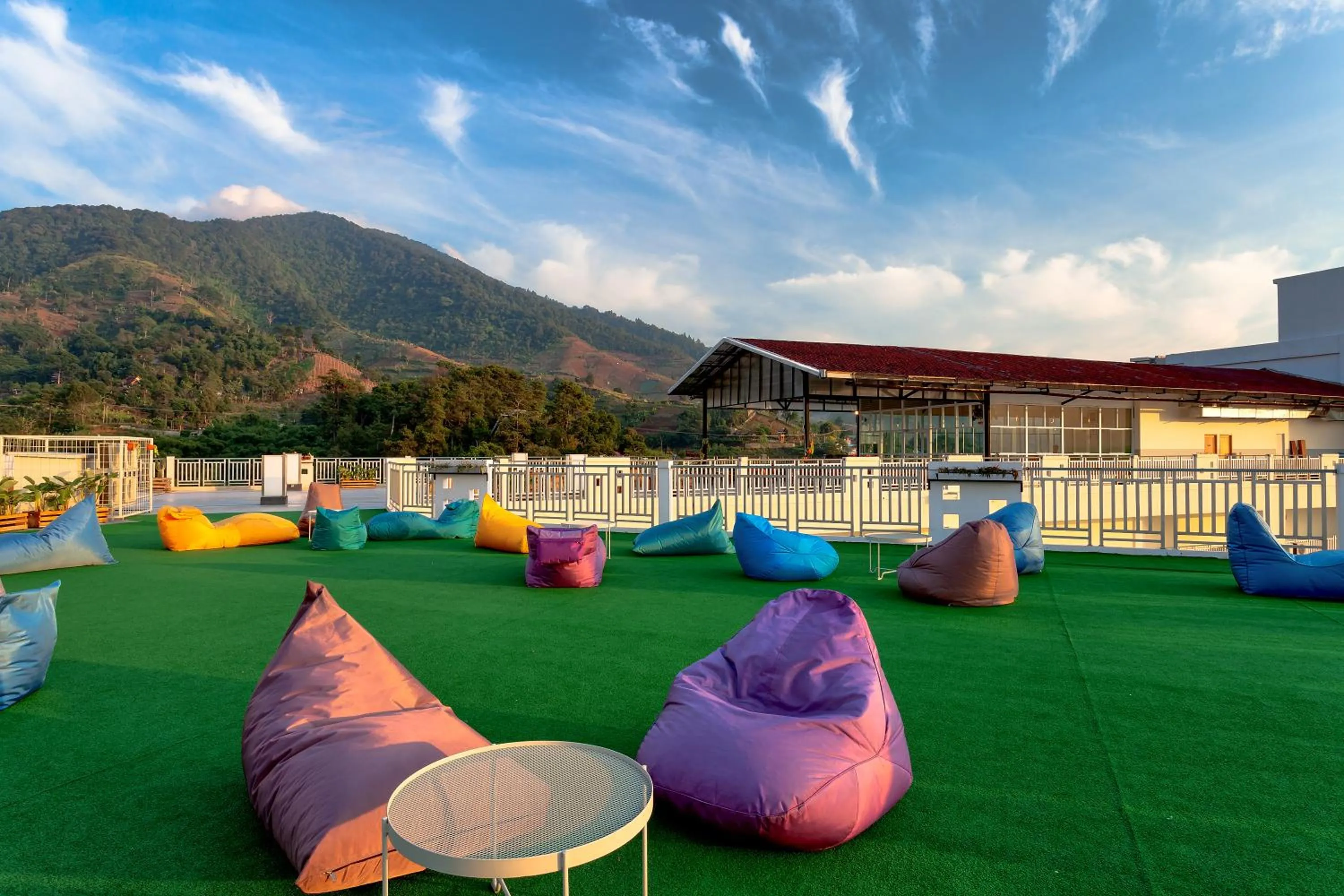 Area and facilities in Le Eminence Puncak Hotel Convention & Resort