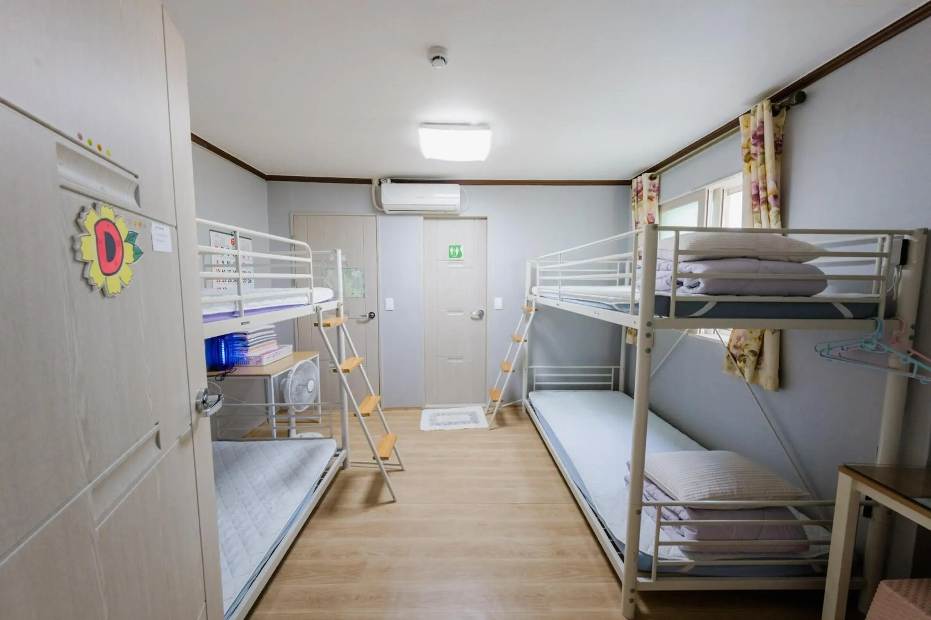 Bunk Bed in Female Dormitory Room in Panda Guesthouse Bunk Bed in Female Dormitory Room in Panda Guesthouse